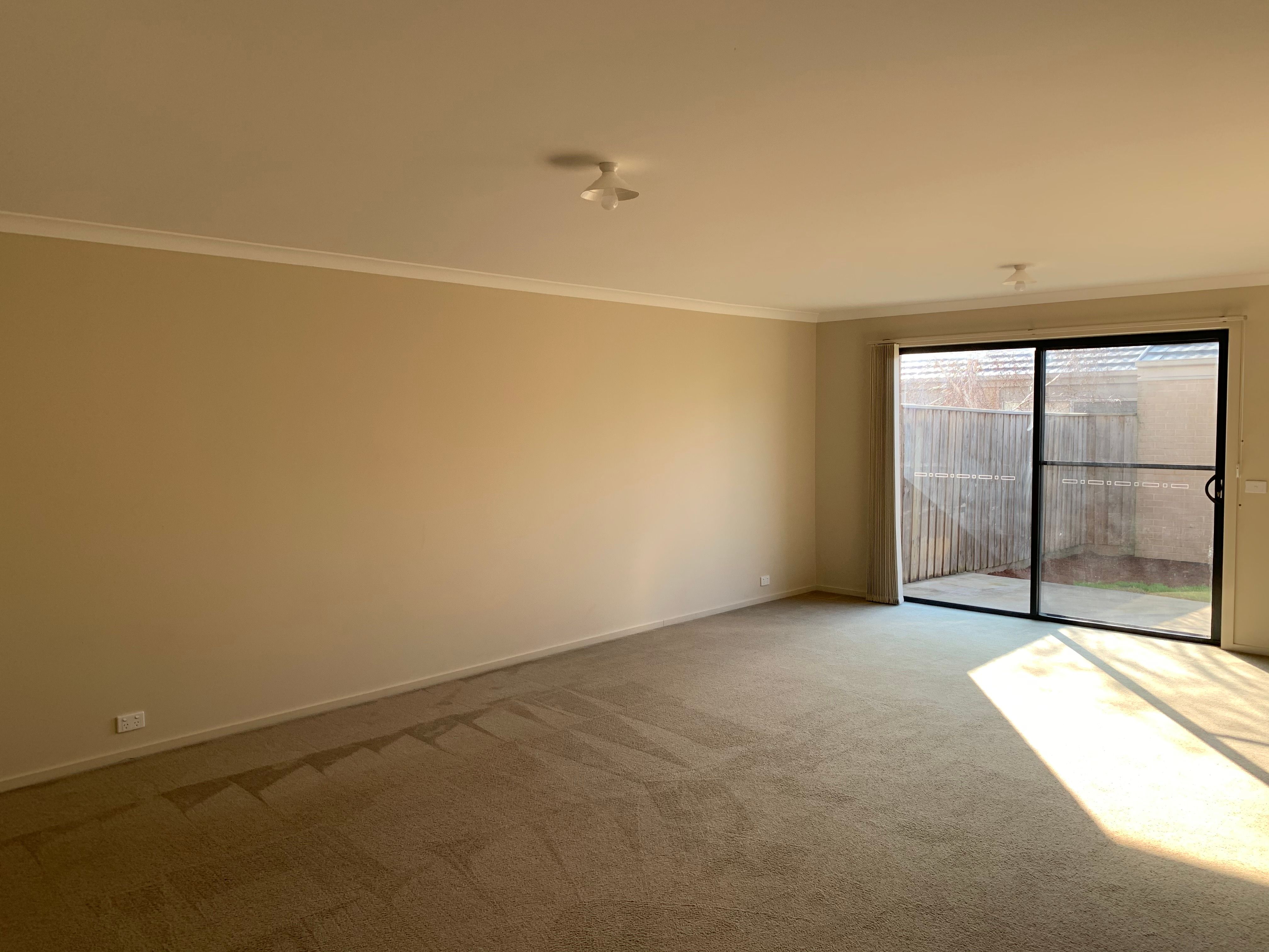 64 Green Gully Road, Clyde, VIC 3978