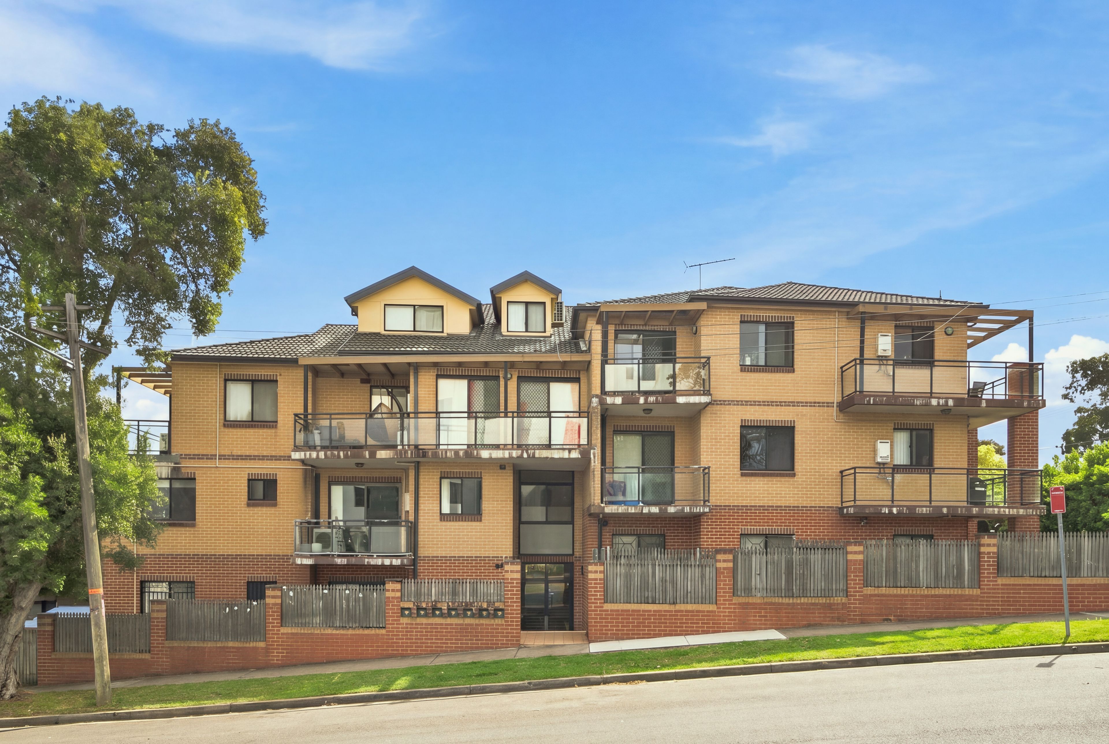 2/260-264 Liverpool Road — photo from Ray White Punchbowl