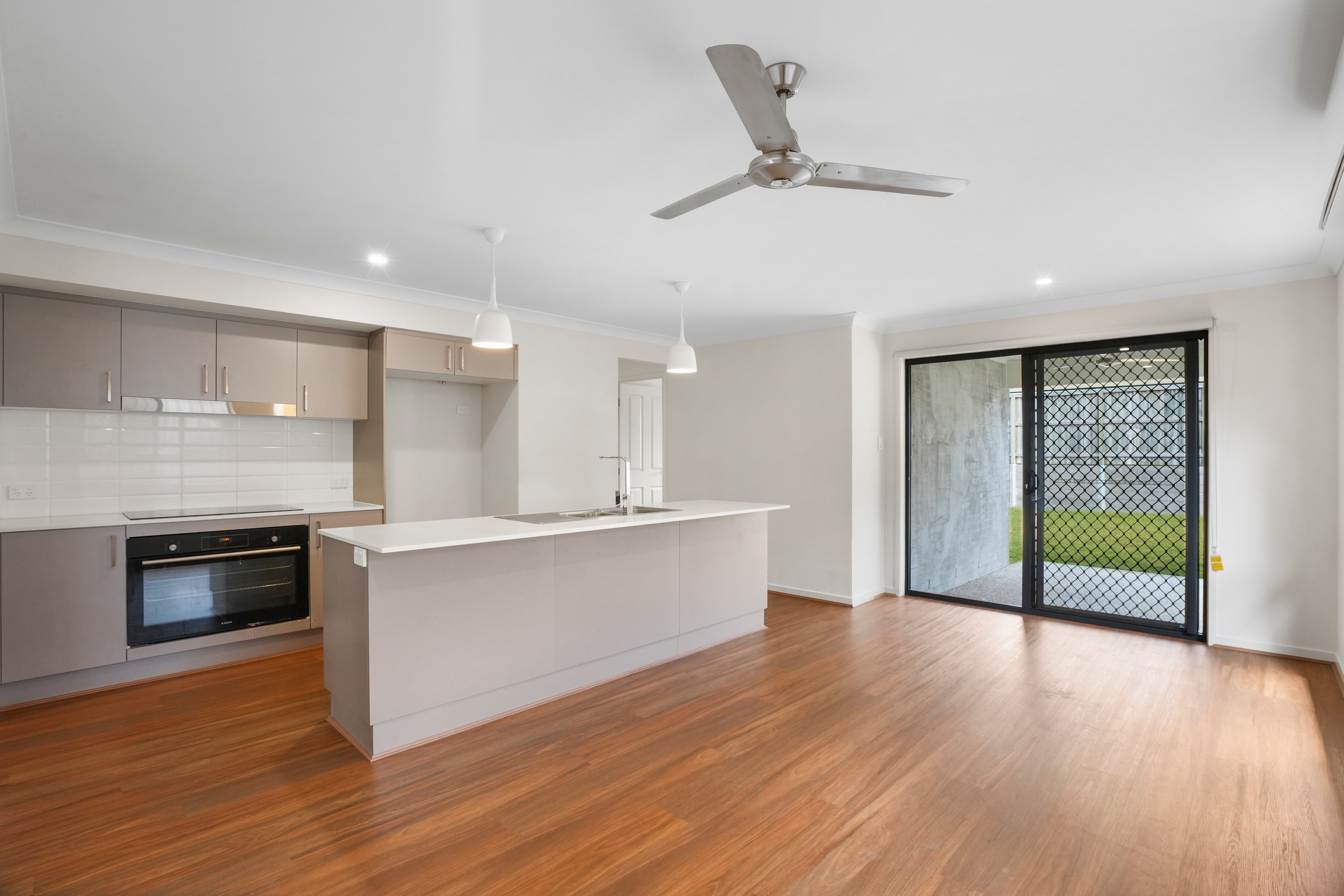 4 Delaway Street, Chambers Flat, QLD 4133