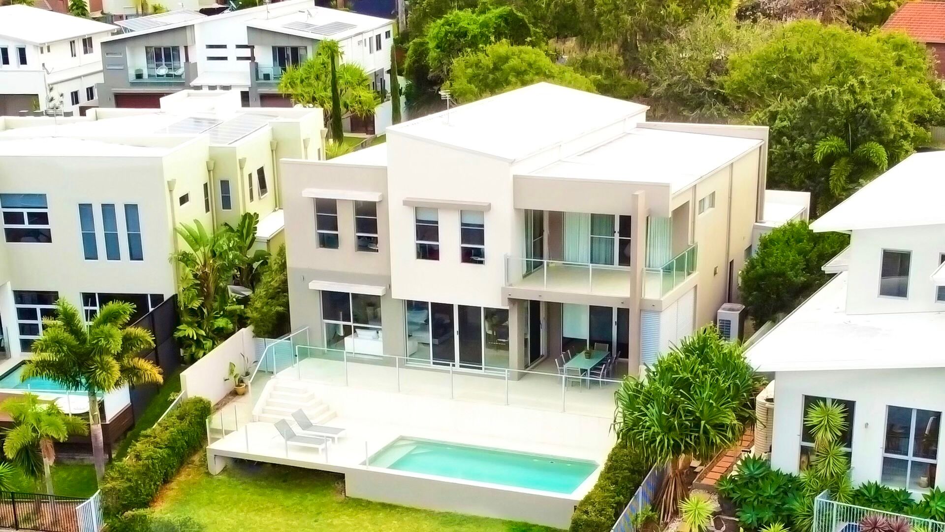 73 Compass Drive, Biggera Waters, QLD 4216