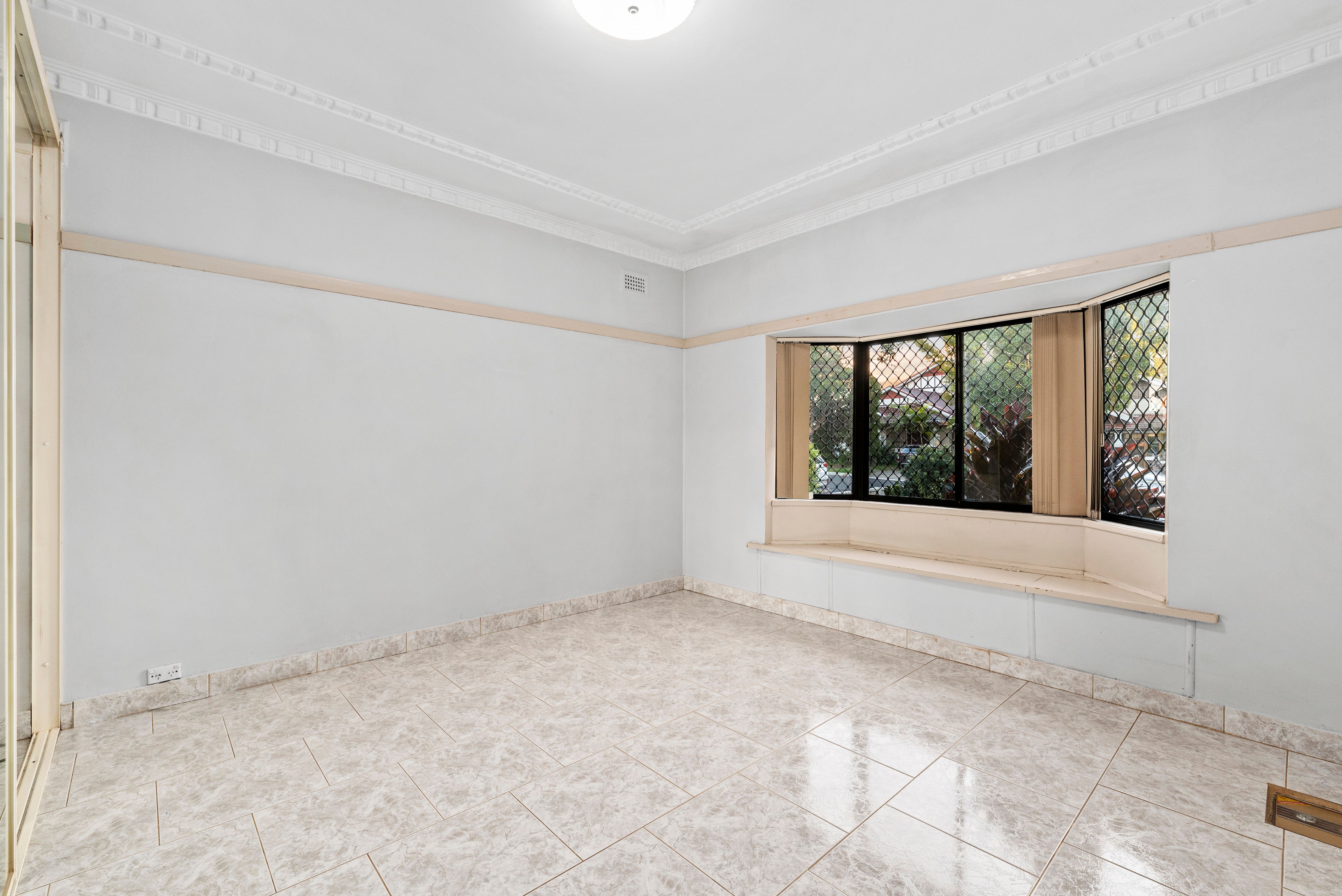 131 Highland Avenue, Yagoona, NSW 2199