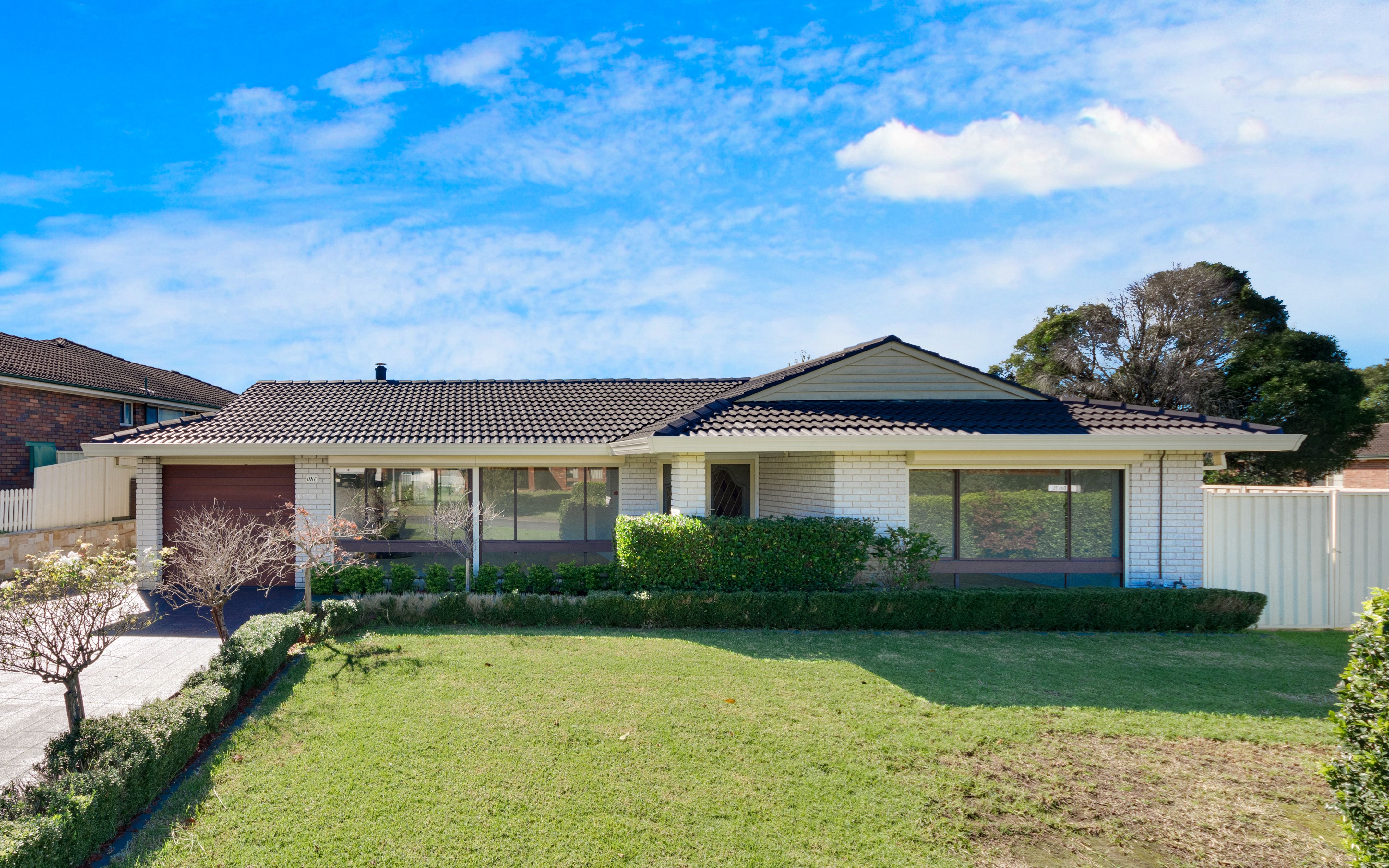 1 Abadal Place, Ingleburn NSW 2565