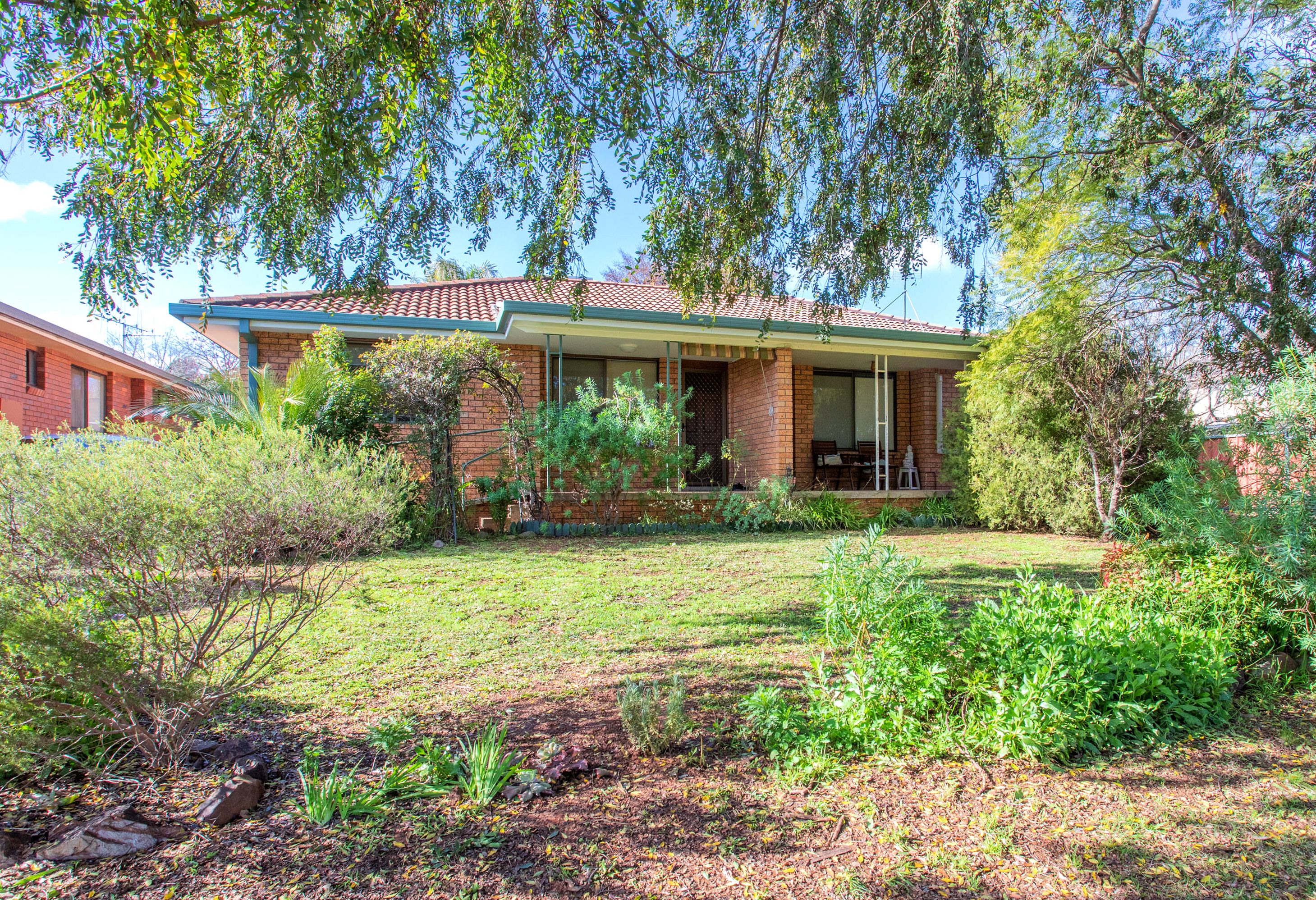 1A Hanna Street, Cowra NSW 2794