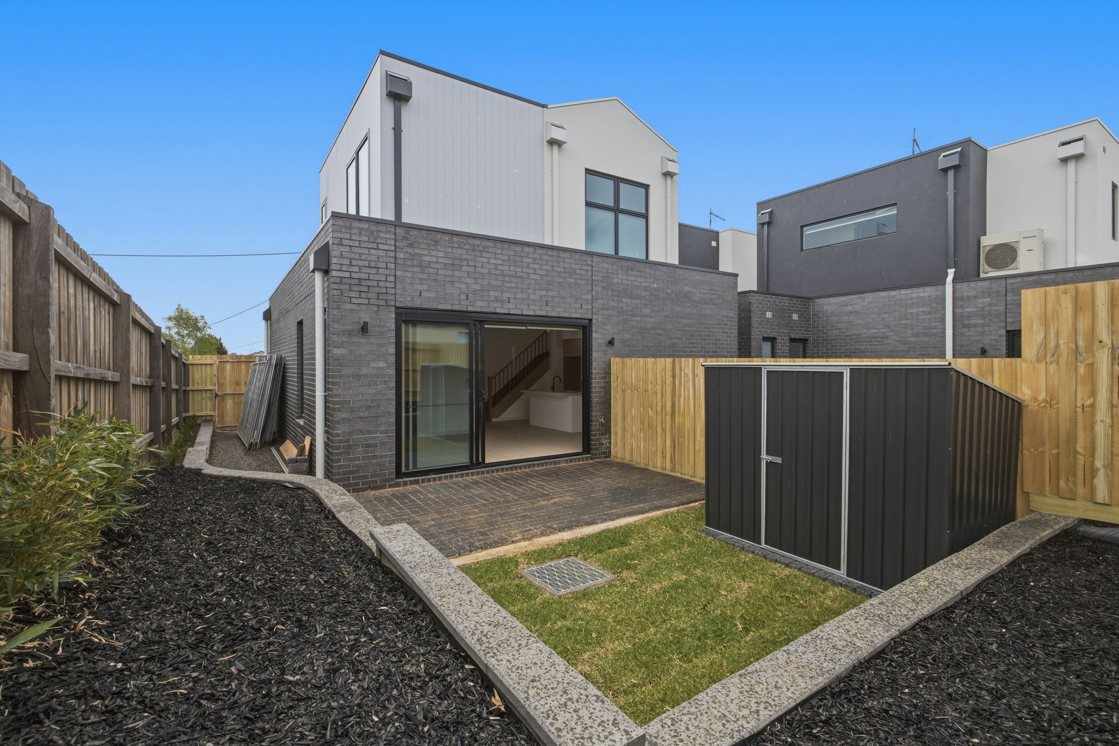 1B Finch Street — photo 6 of 7