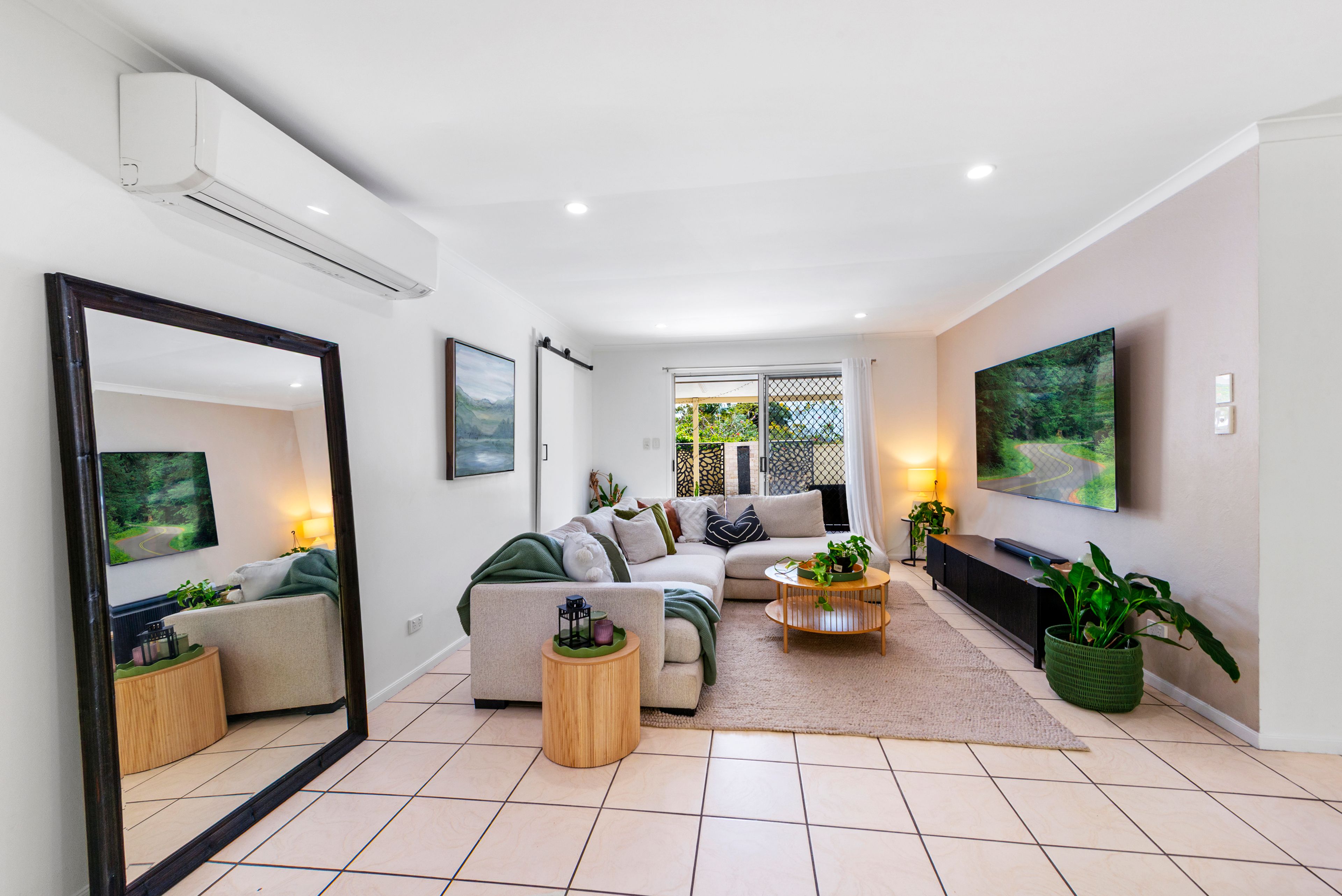 48/8 Gooding Drive — photo 12 of 27