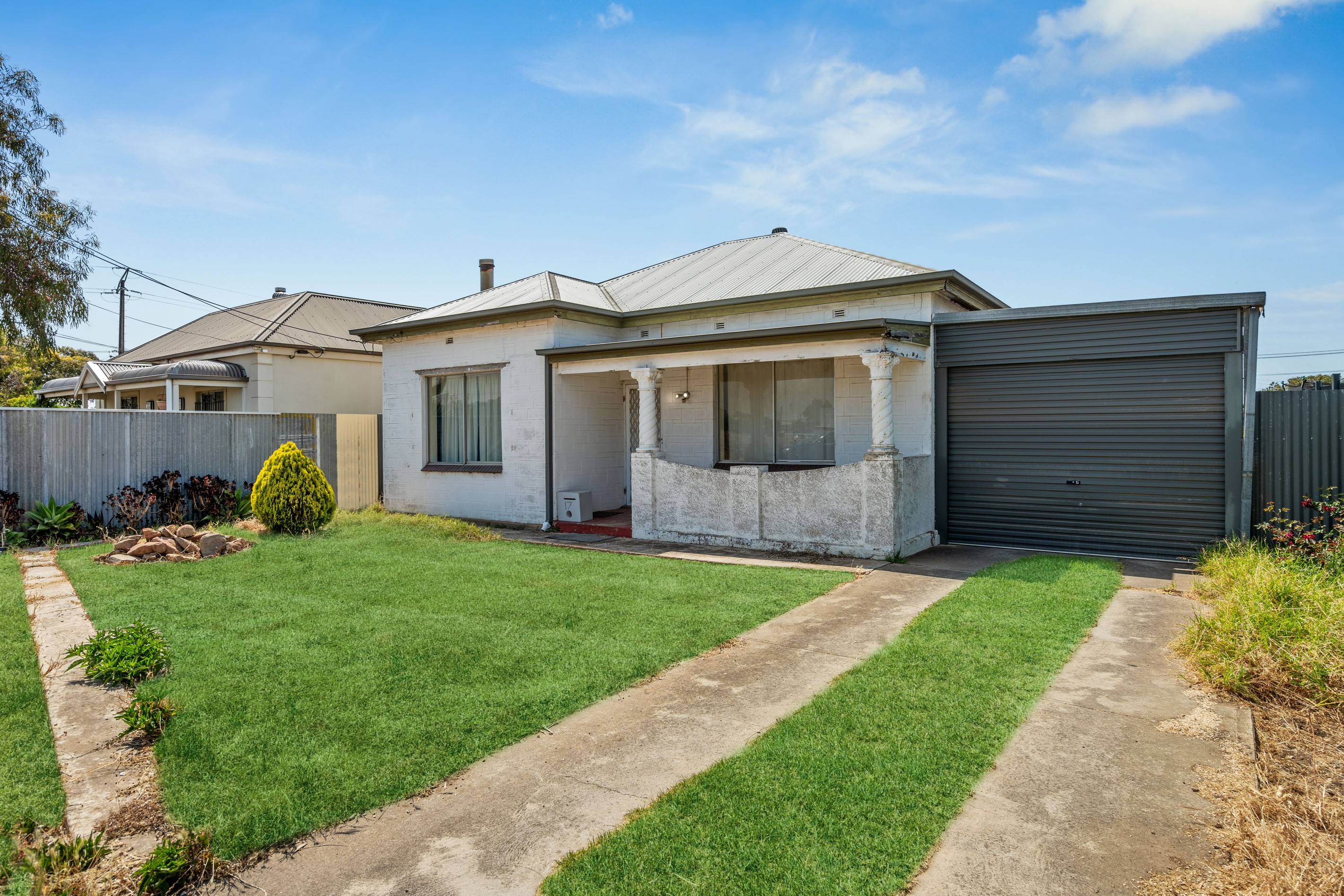17 Railway Terrace, Ottoway, SA 5013