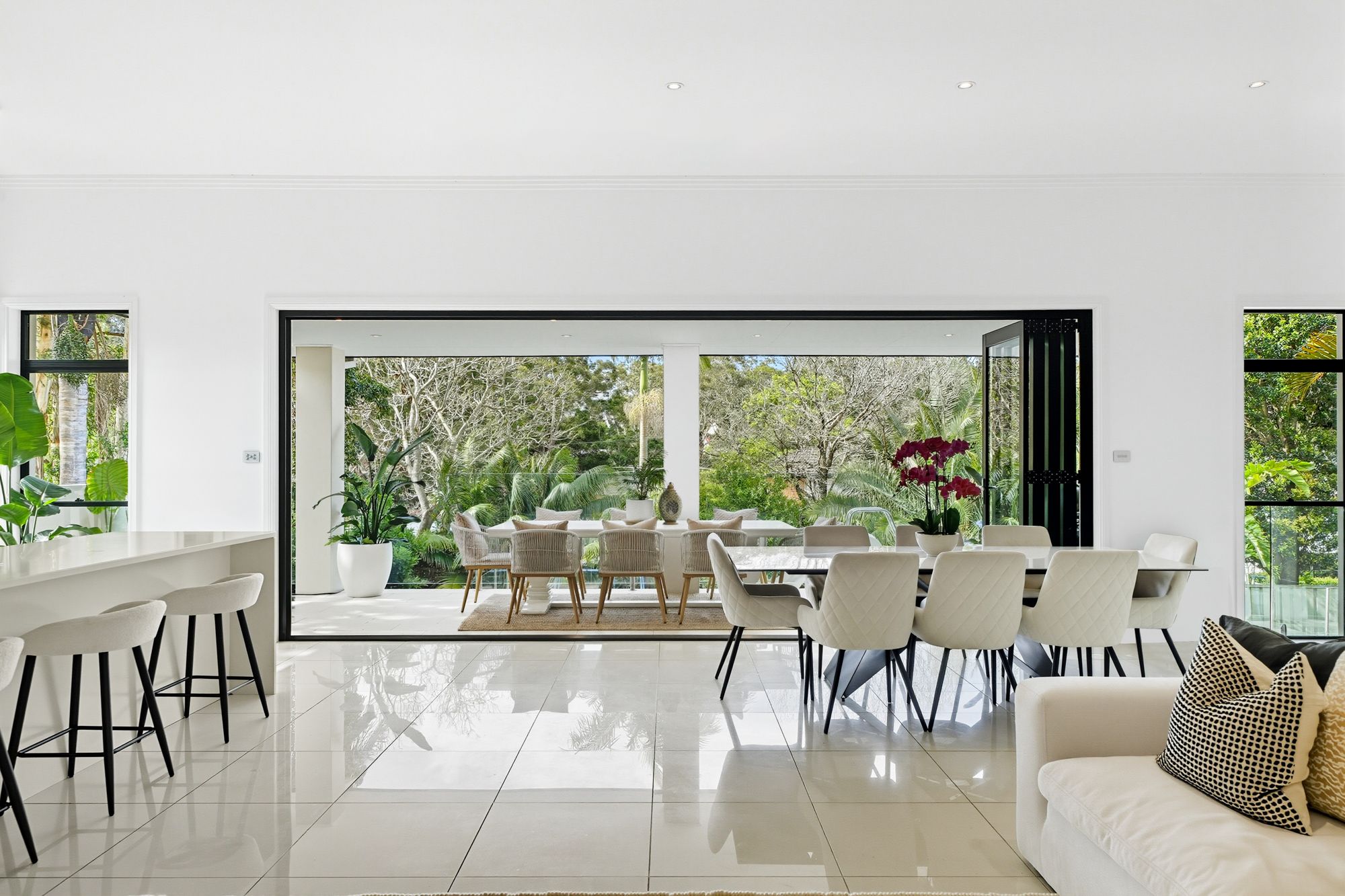 24 Pinaroo Place, Gymea Bay, NSW 2227