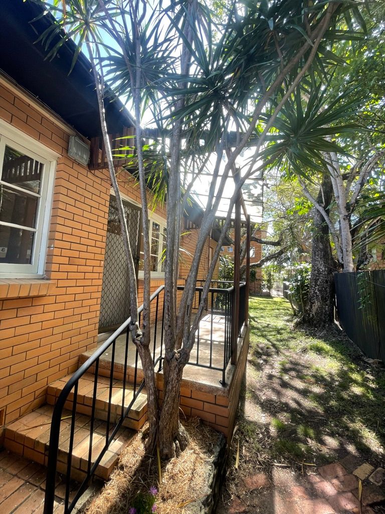 3/158 Frank Street, Labrador, QLD 4215
