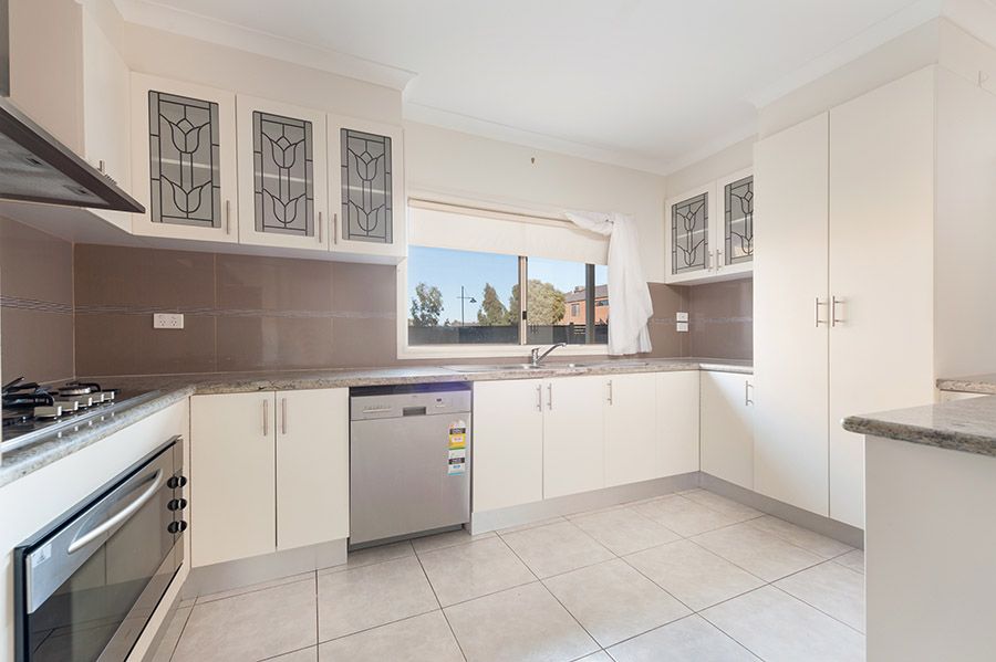 16 Northumberland Circuit, Craigieburn, VIC 3064