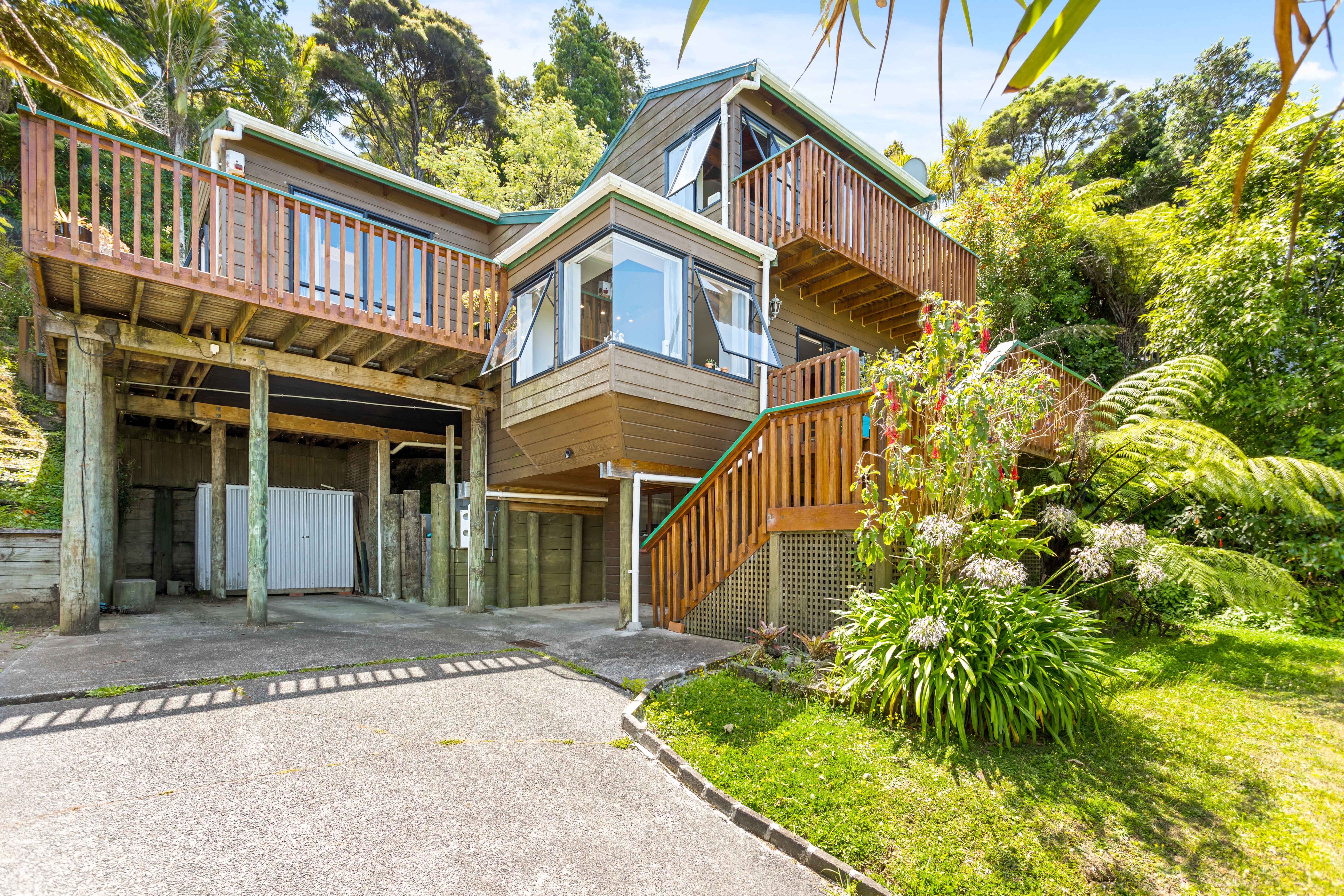 7 Kauri Point Road, Laingholm, Waitakere City