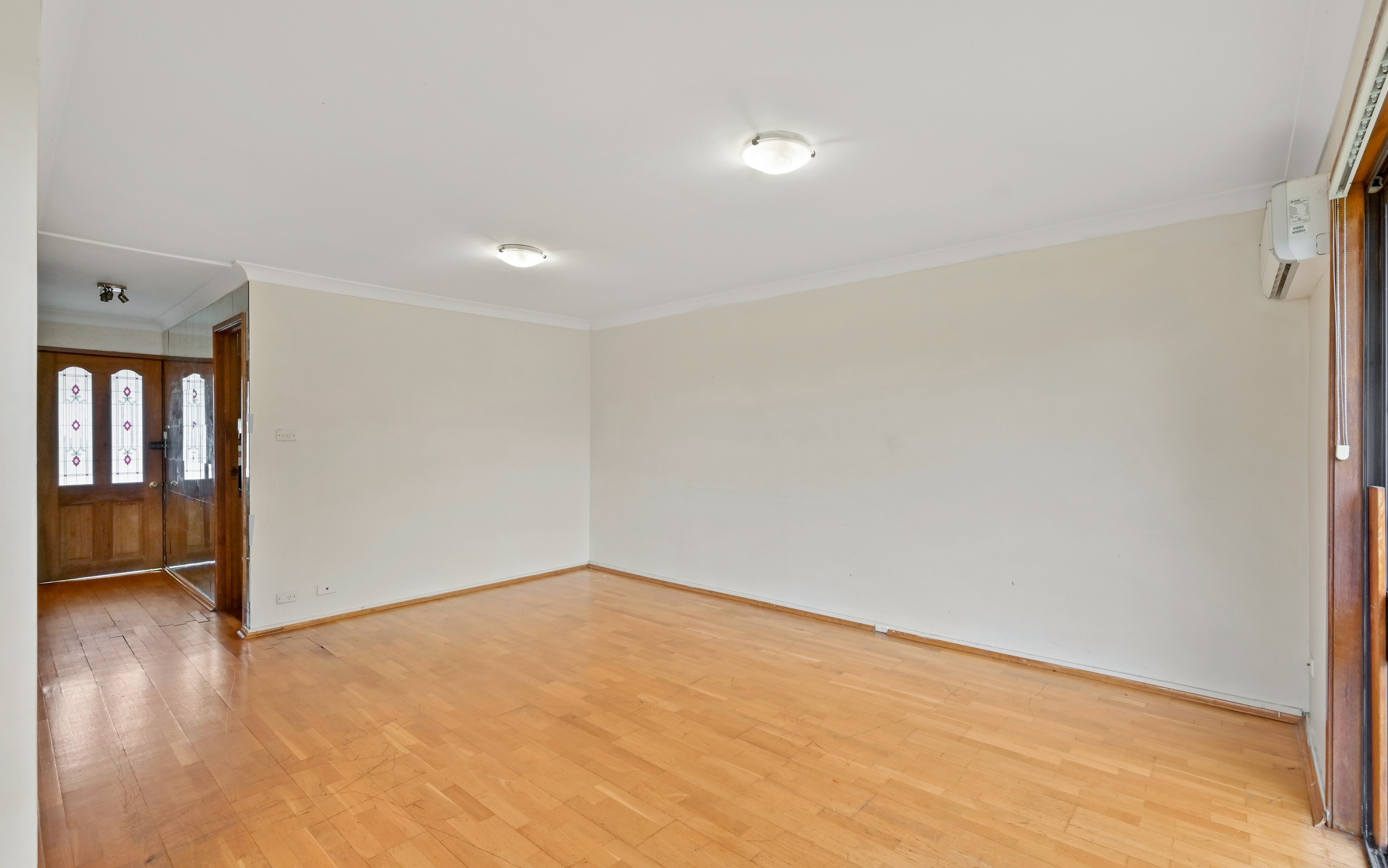 9/224 Harrow Road, Glenfield, NSW 2167