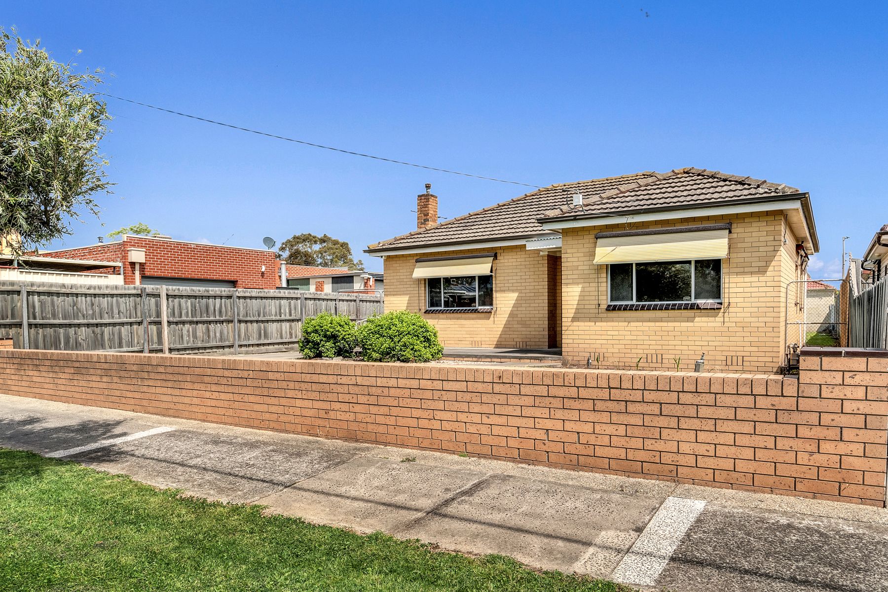1 Winn Grove, Fawkner, VIC 3060