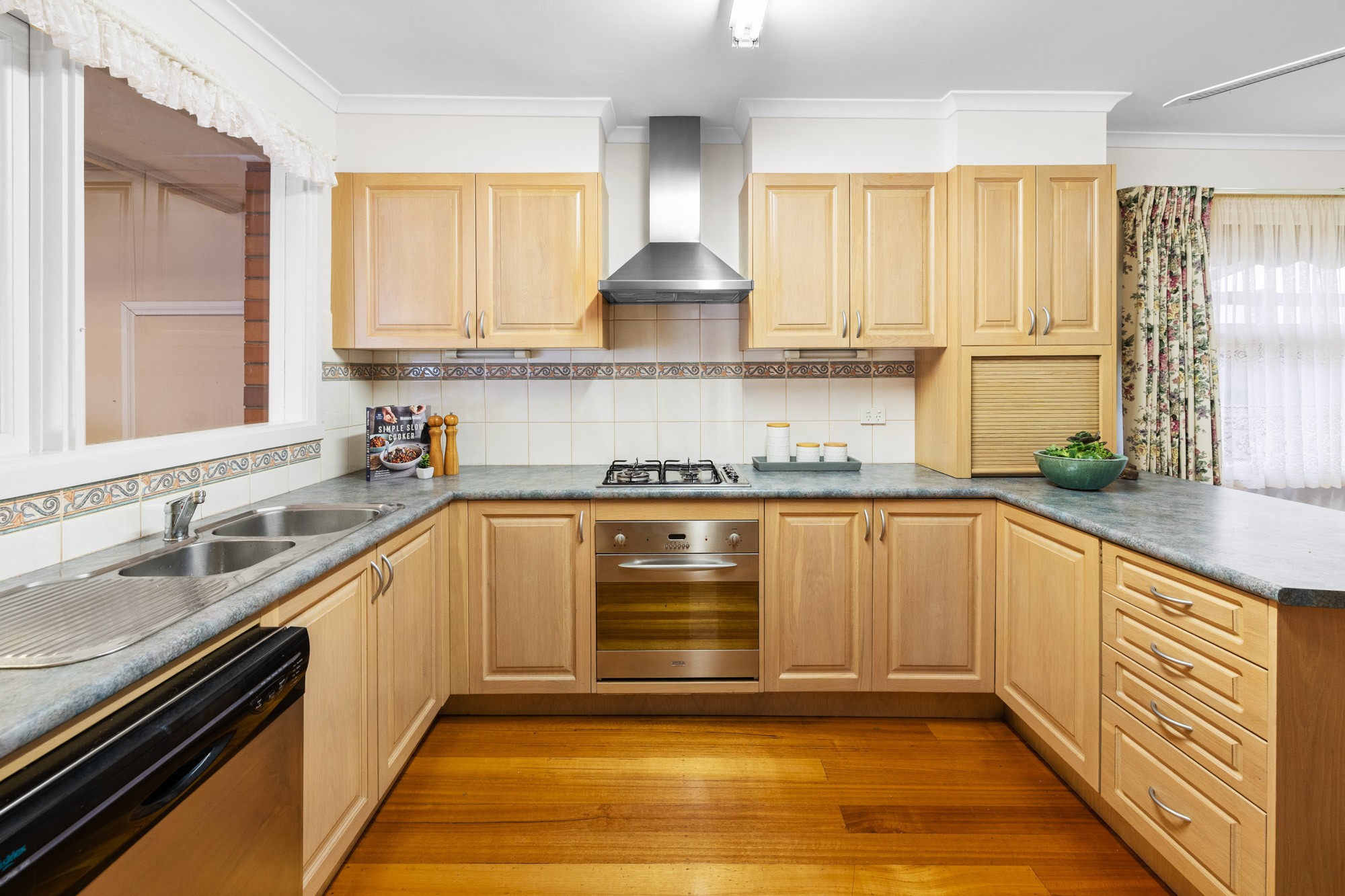 28 Bolton Road, Wyndham Vale, VIC 3024