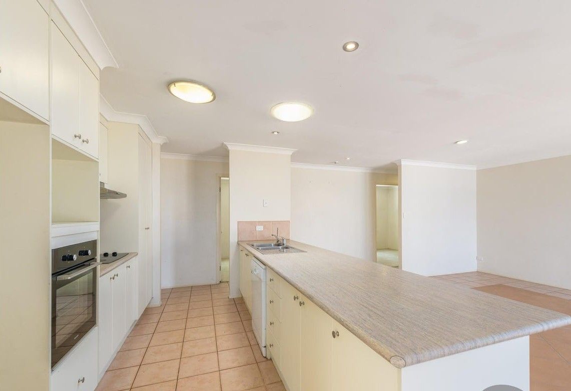 47 Desert Falls Crescent, Parkwood, QLD 4214