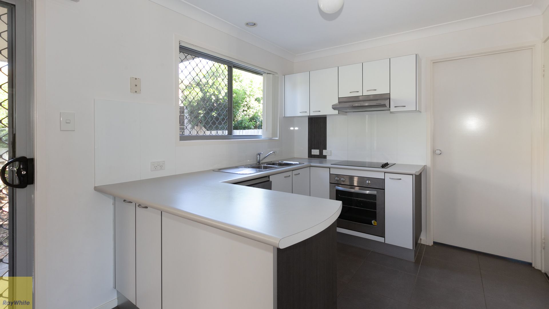 38 Cooinda Street, Eastern Heights, QLD 4305