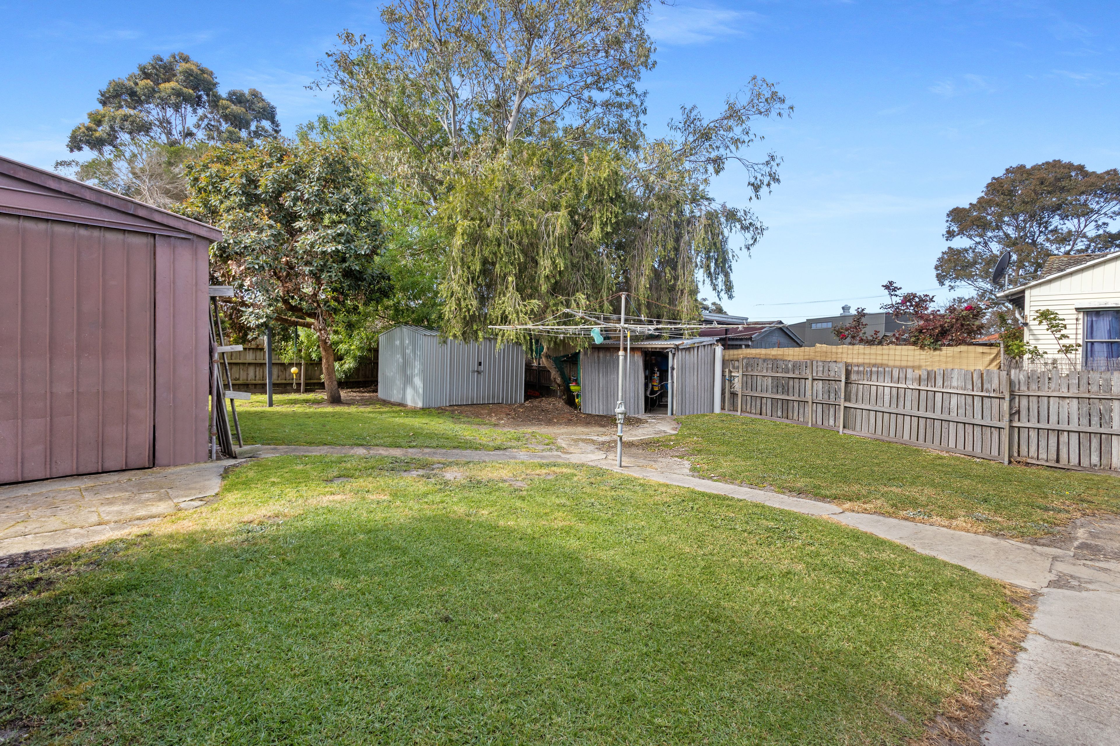 7 Tallowwood Street — photo 7 of 8