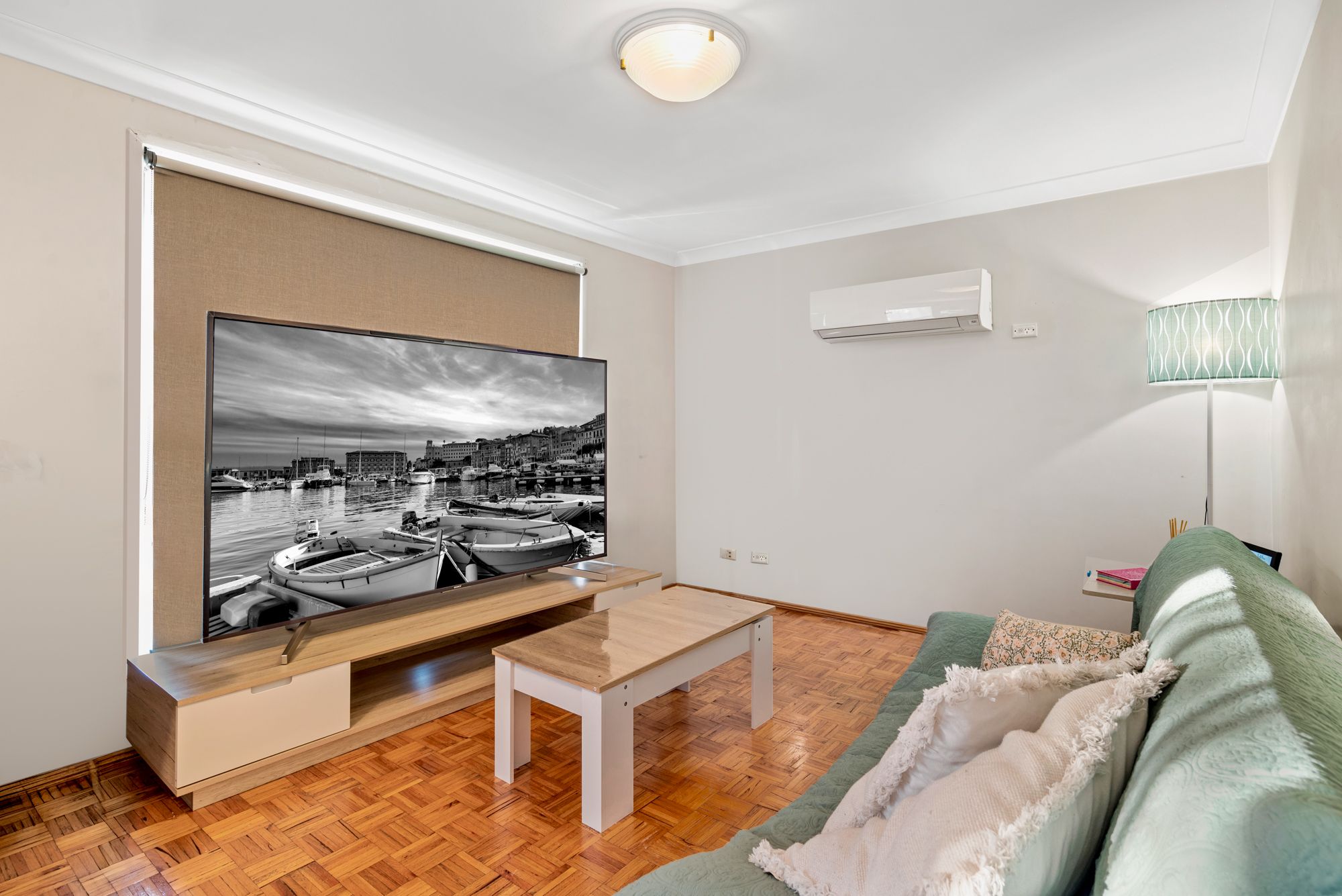 35 Ballantrae Drive, St Andrews, NSW 2566
