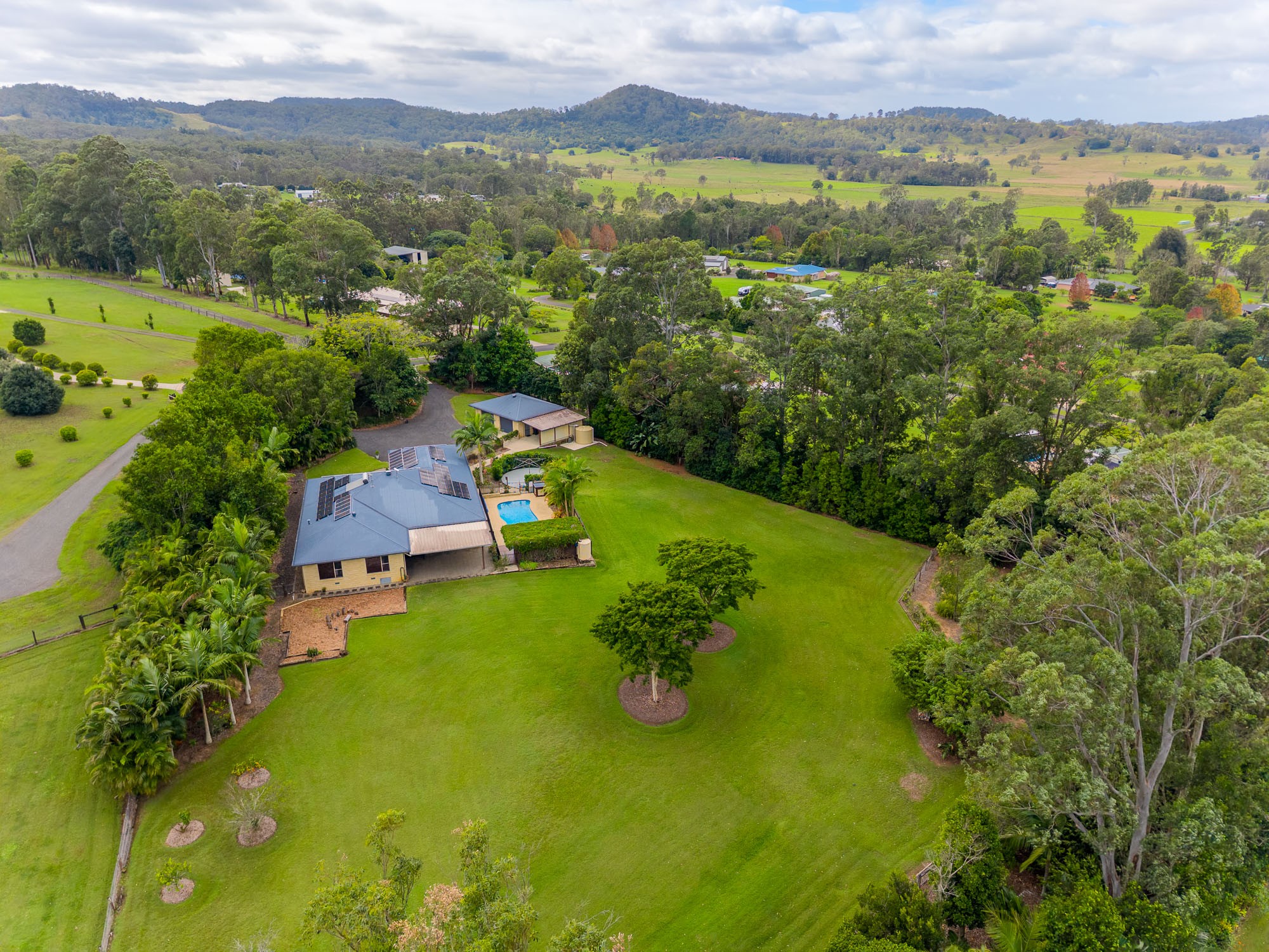 11 Camille Court, Spring Grove, NSW 2470