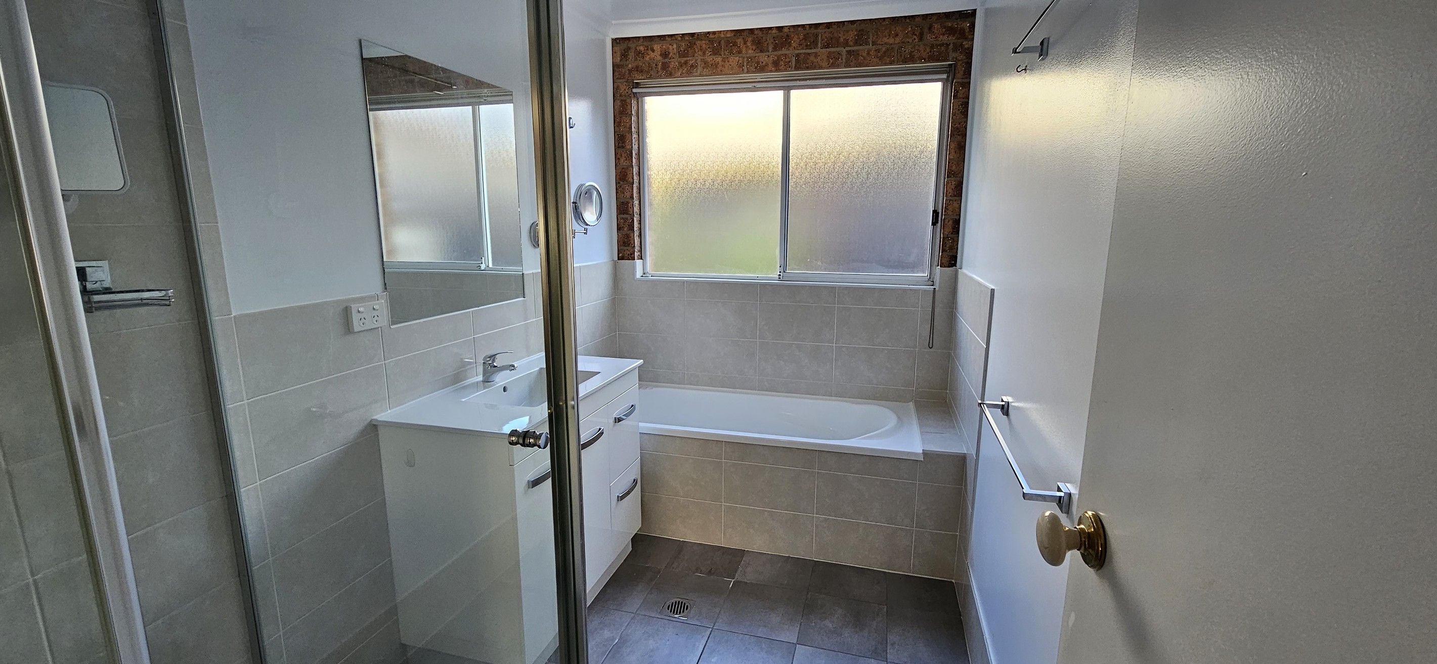 3/23 Mckeahnie Street, Crestwood, NSW 2620