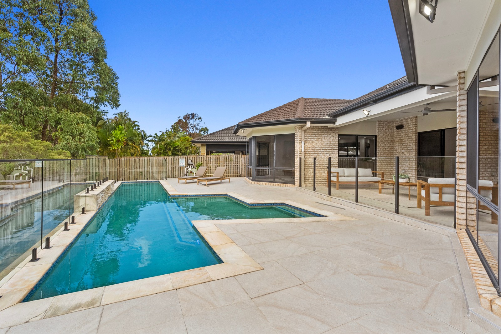 45 Majorca Crescent, Varsity Lakes, QLD 4227