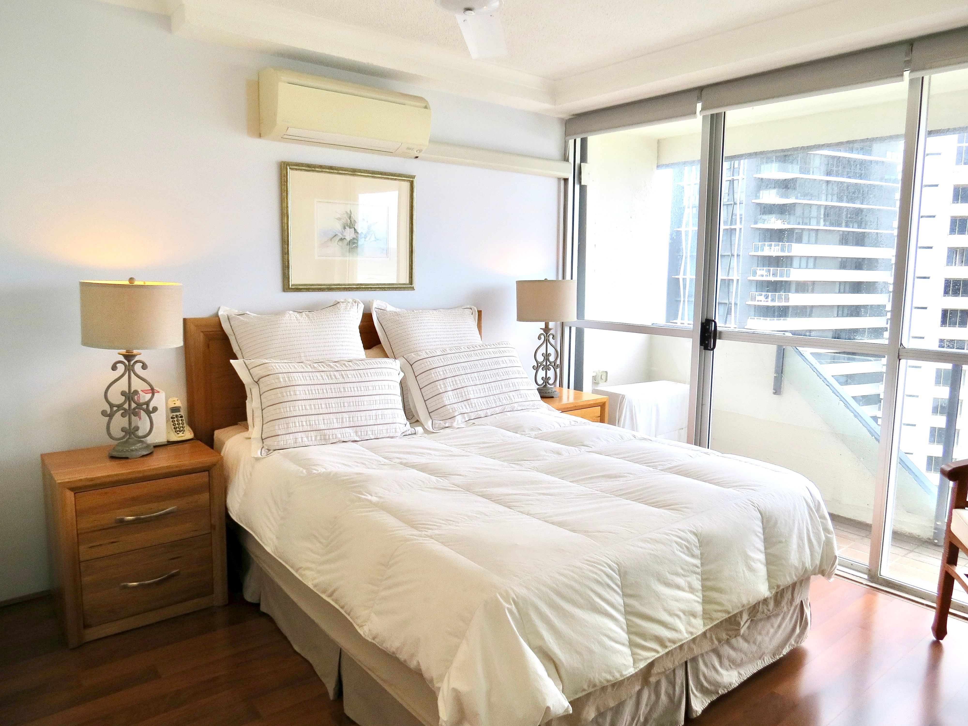 12 Enderley Avenue, Surfers Paradise, QLD 4217