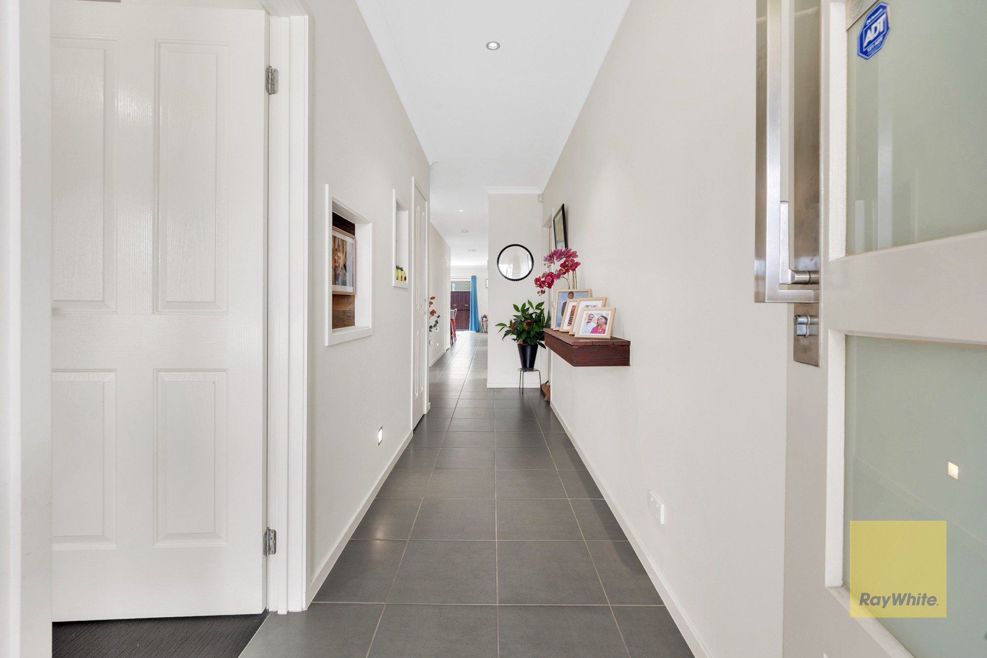 37 Bolivar Esplanade, Truganina, VIC 3029