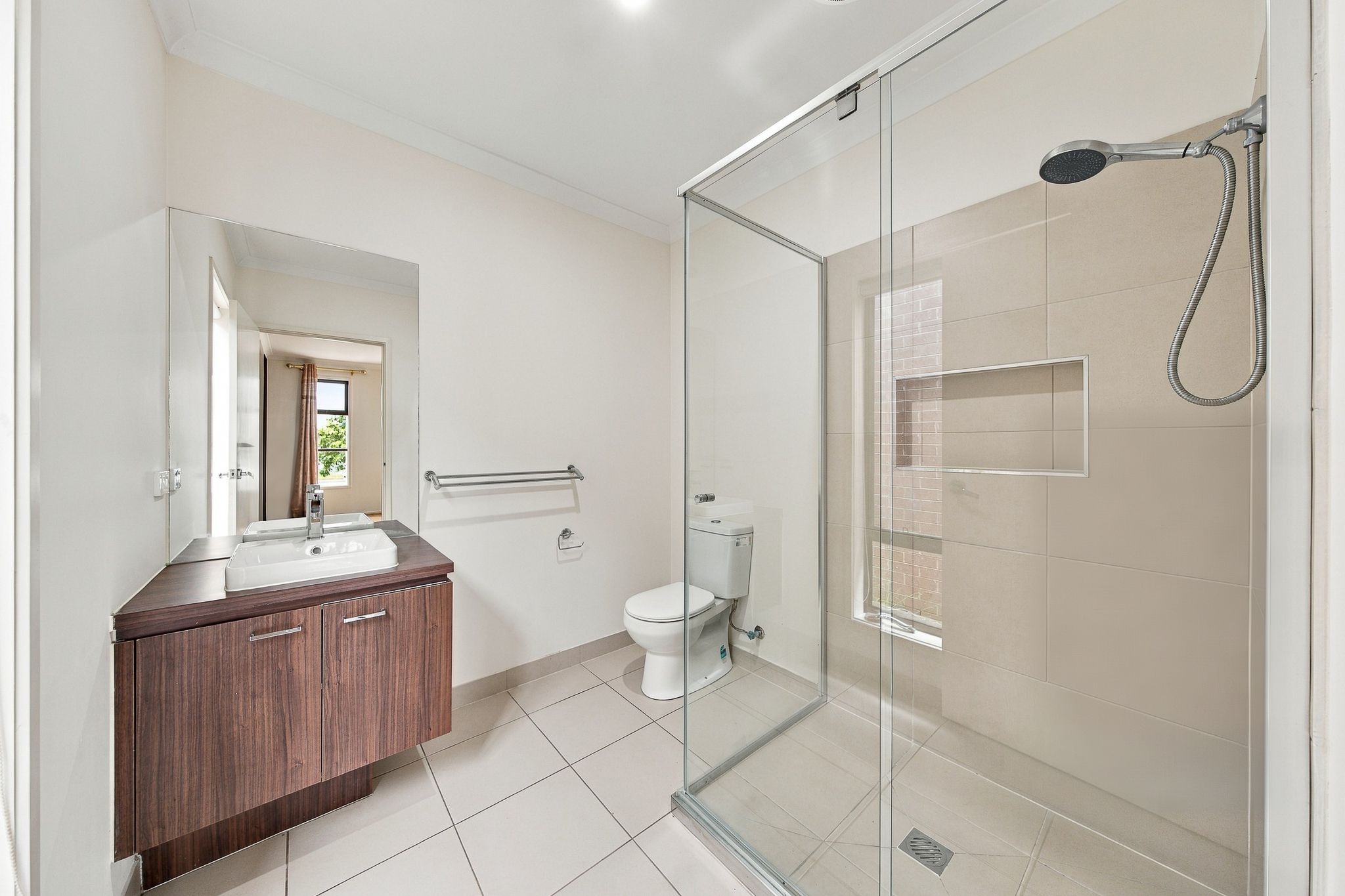 242 Duff Street — photo 12 of 19