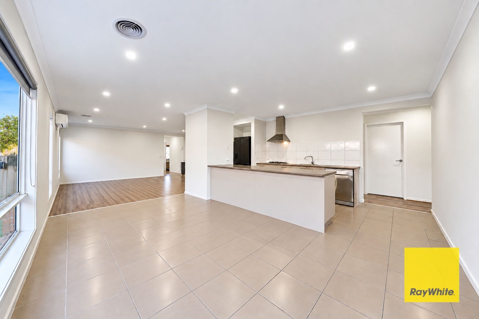 7 Mingay Close — photo 8 of 22