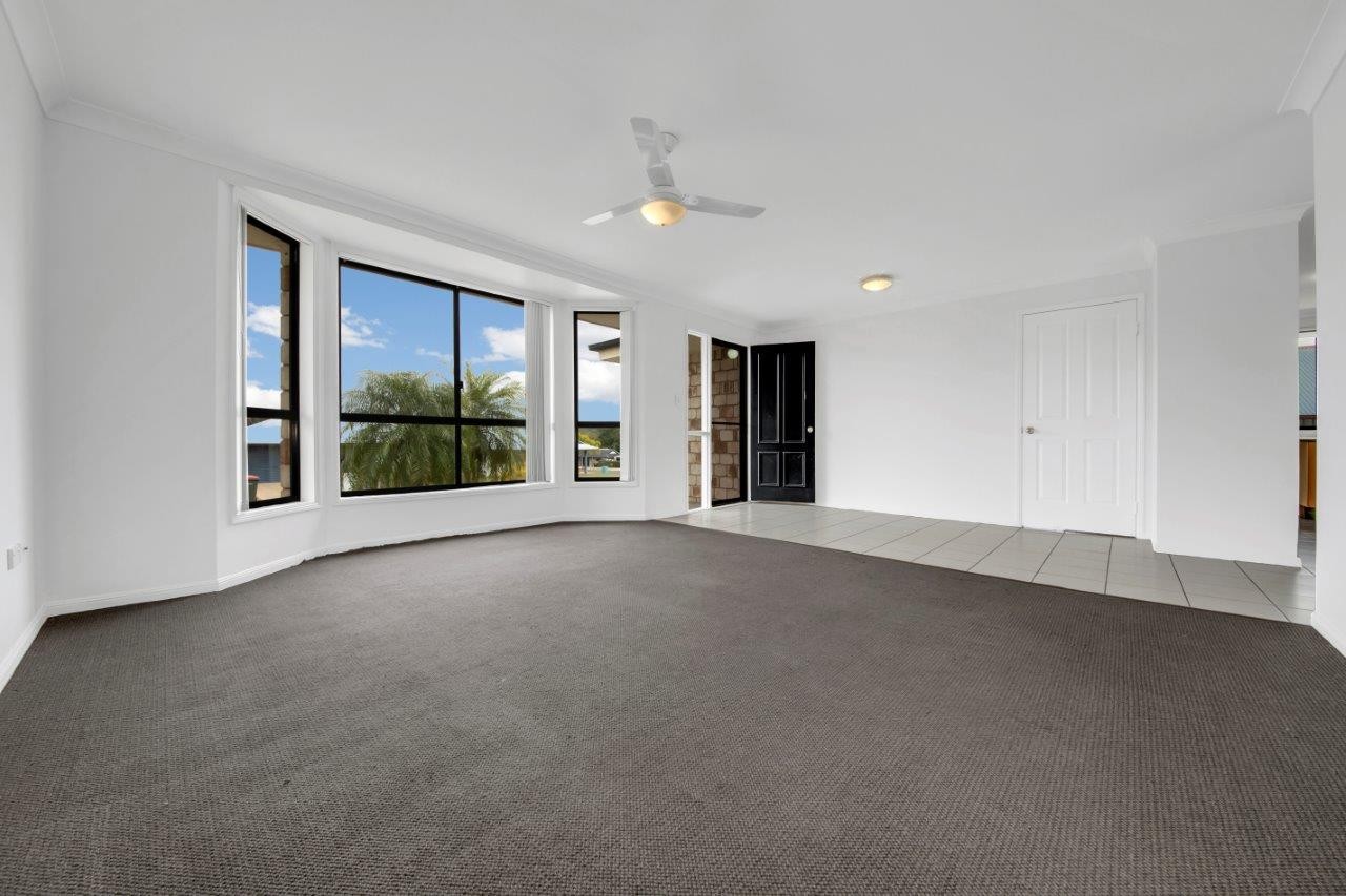 3 Dorinda Close, Clinton, QLD 4680