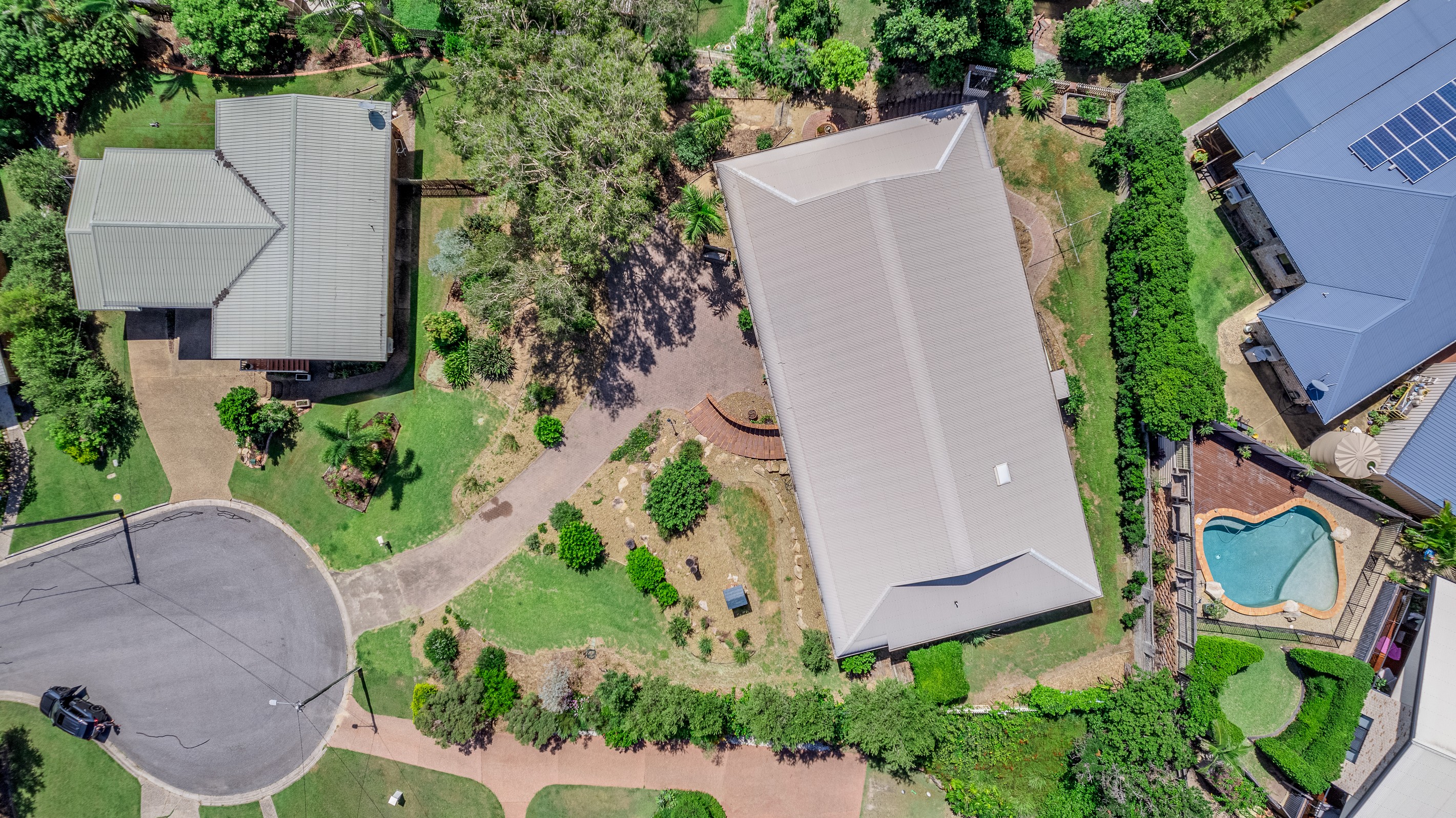 15 Myrtle Court, Kin Kora, QLD 4680