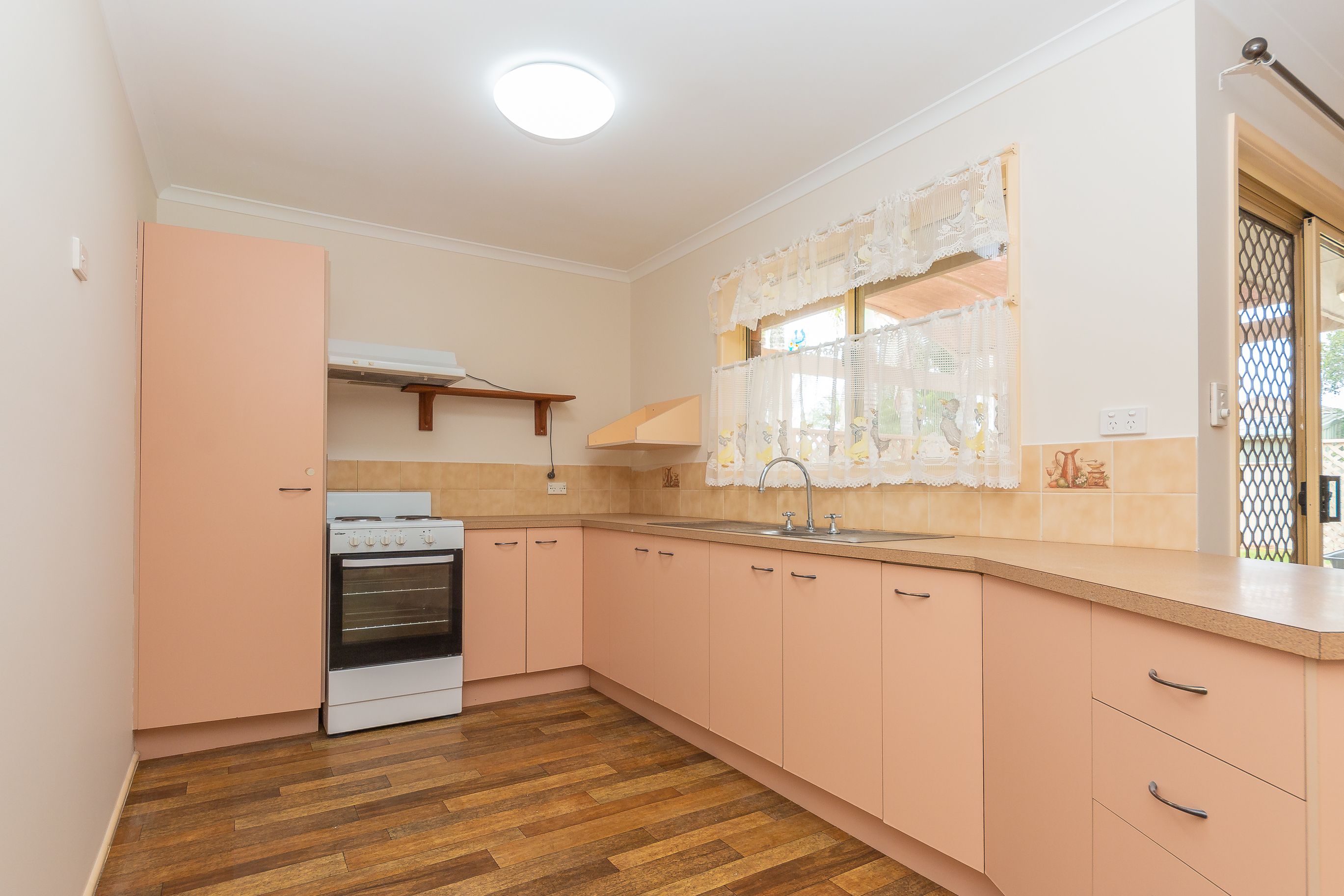 10 Morris Road, Kippa-Ring, QLD 4021