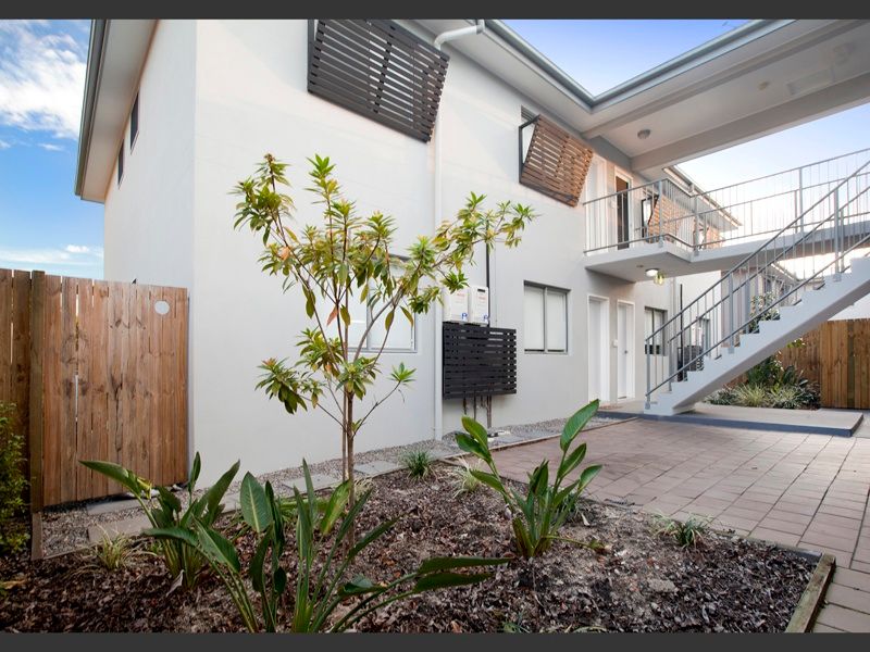 2/17 Lyon Street, Moorooka, QLD 4105