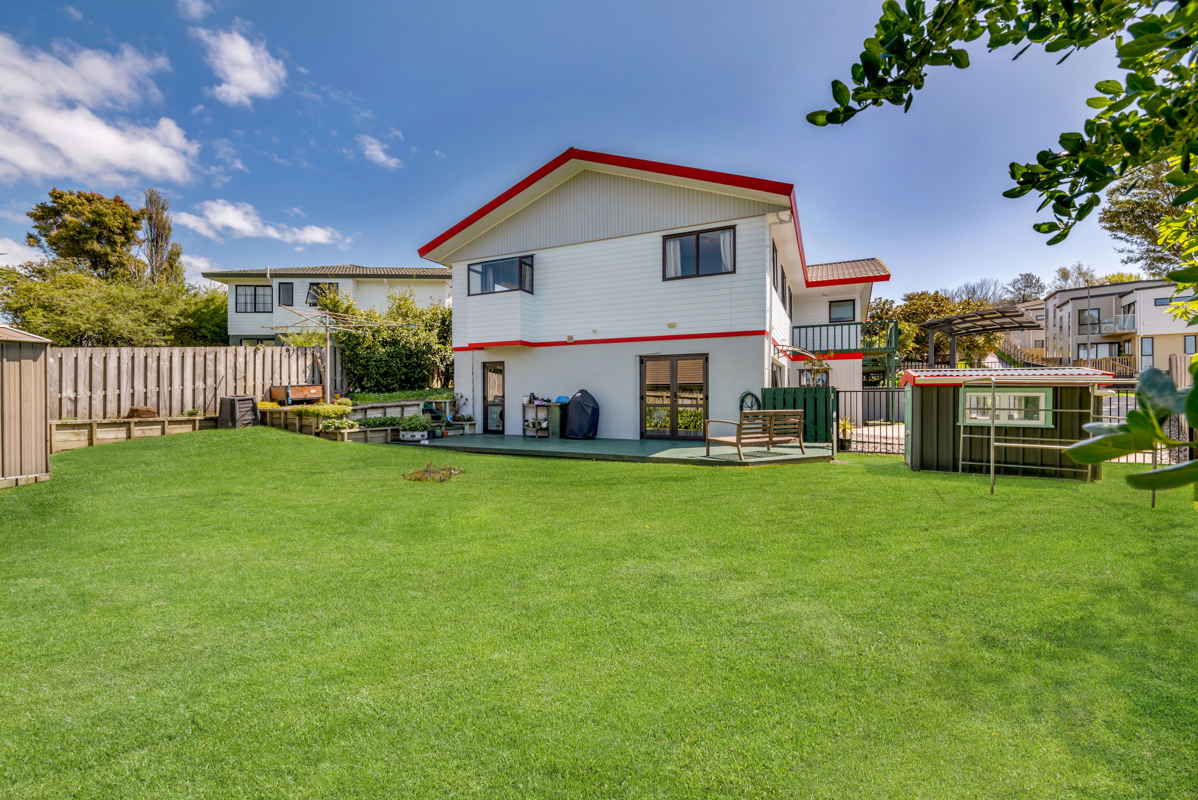 25 & 25a Sandgate Avenue, Botany Downs, Manukau City