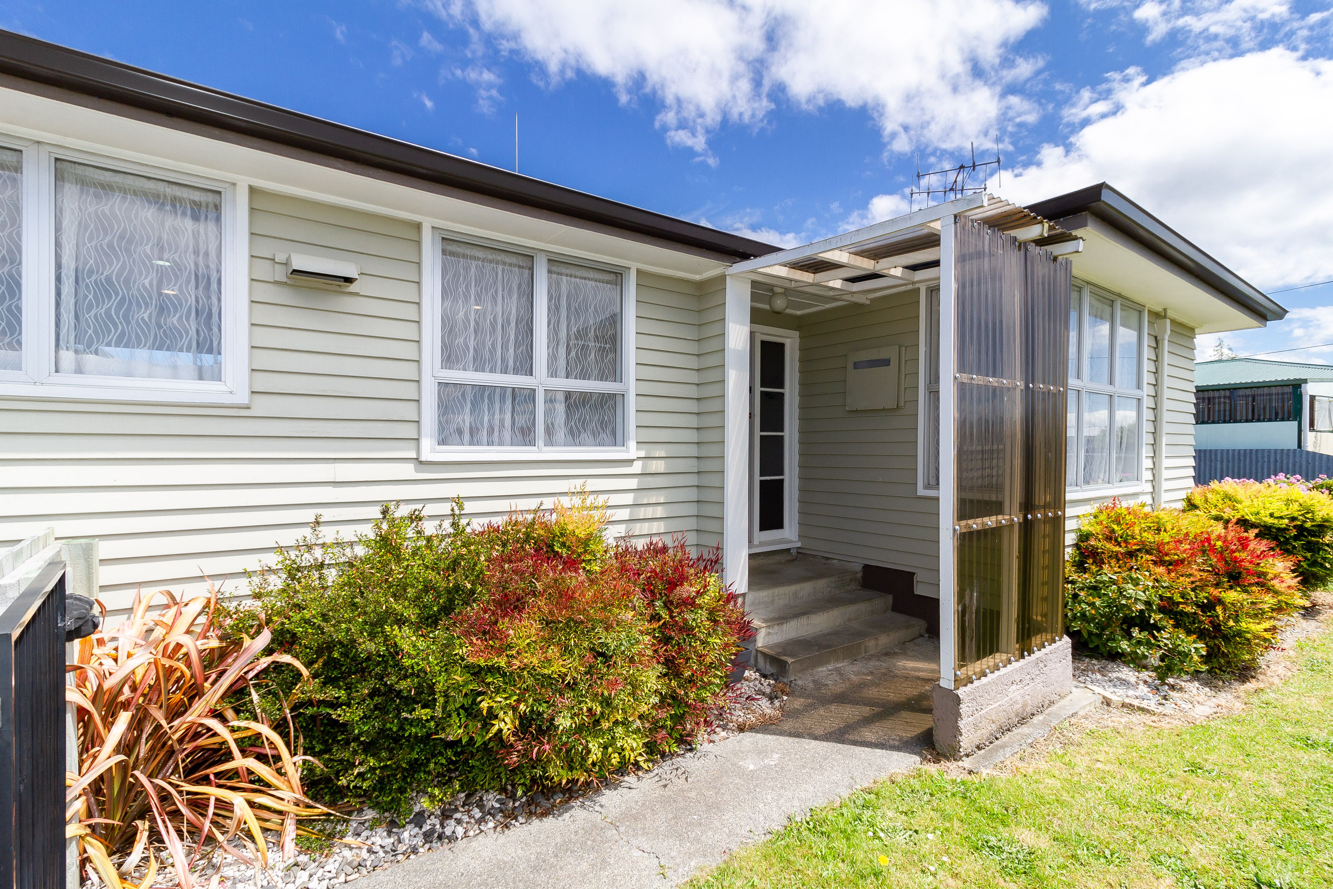 8 Curling Crescent, Onekawa, Napier City