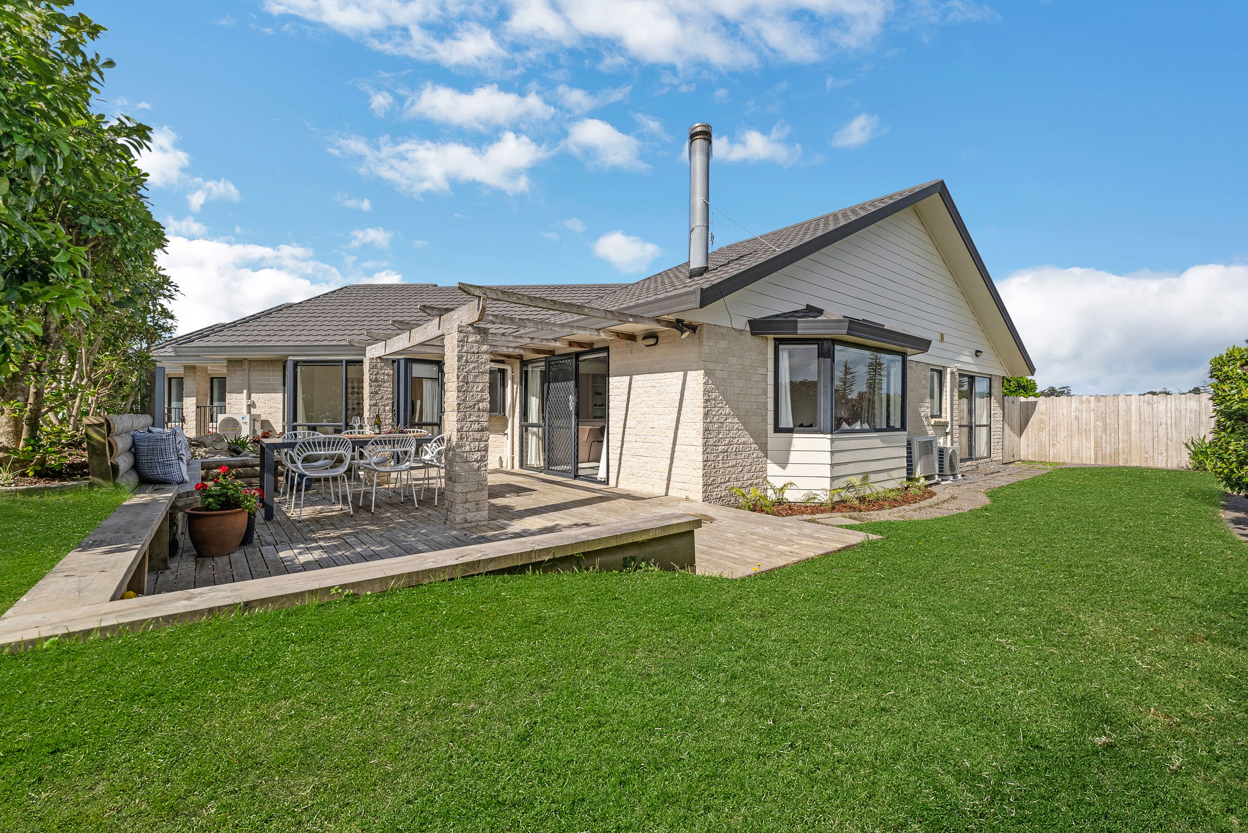 12 Paradise Place, Pakuranga Heights, Manukau City