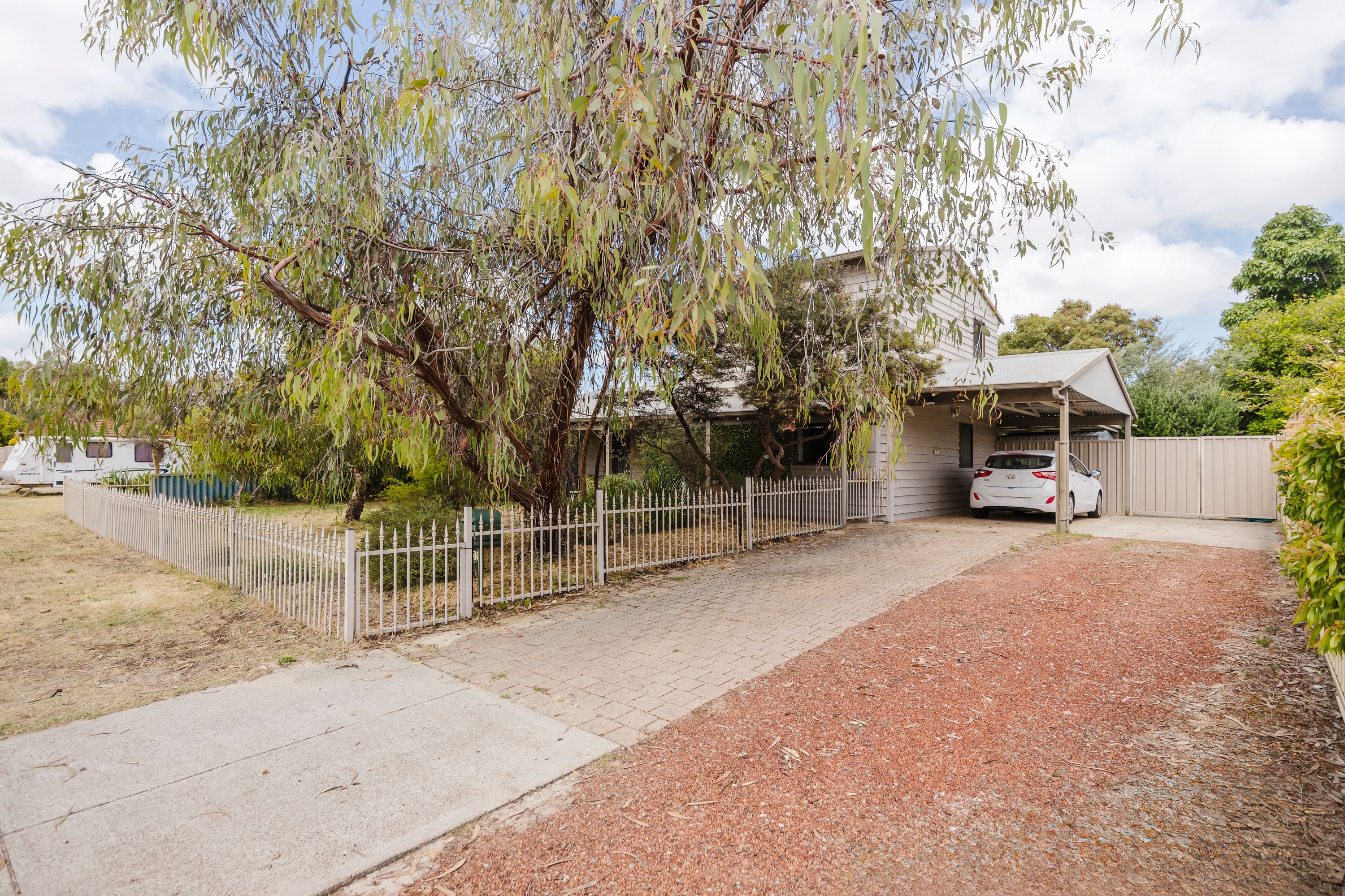 130 Kingfisher Avenue, Ballajura WA 6066