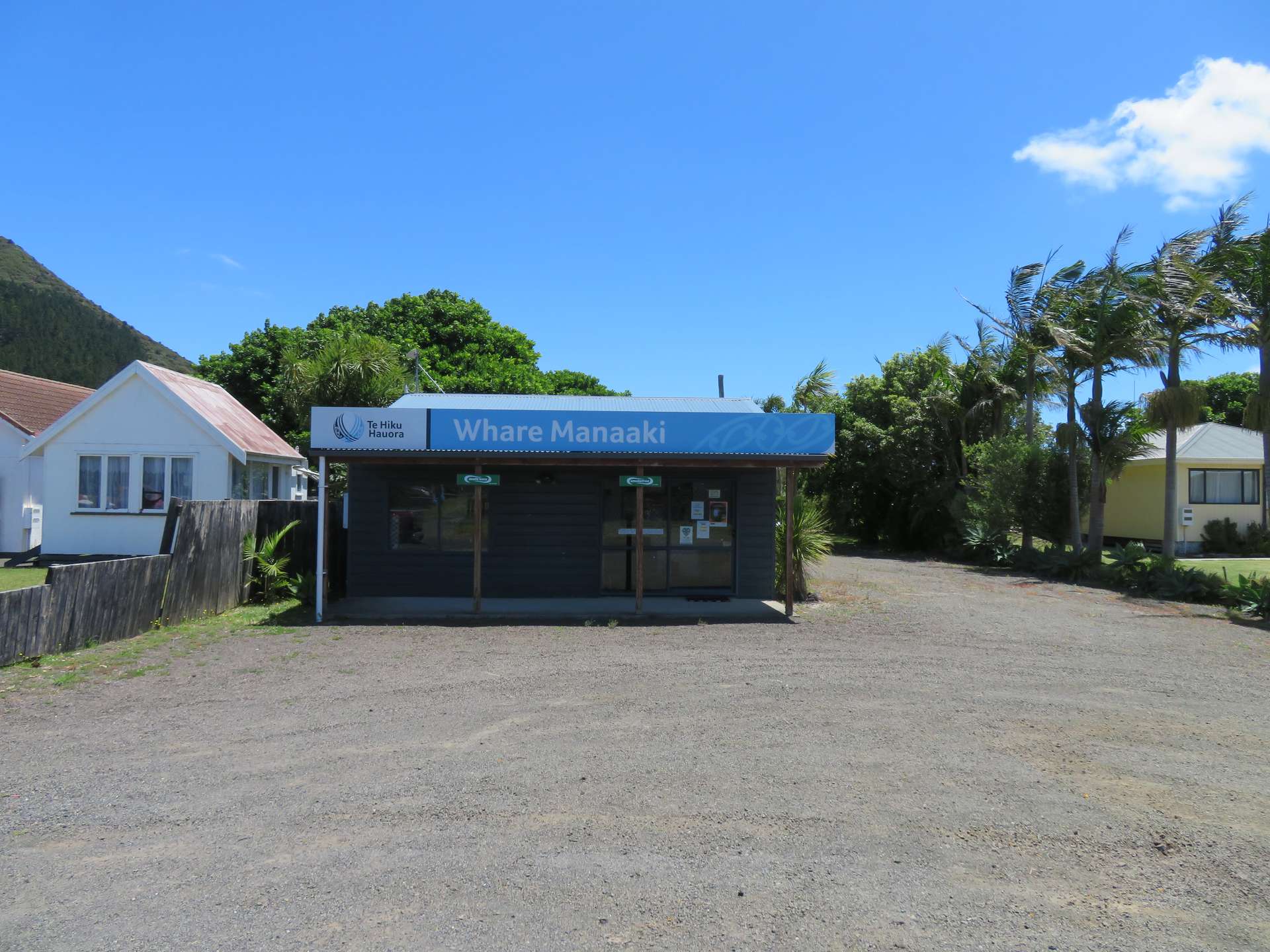 15 Takahe Road photo 0