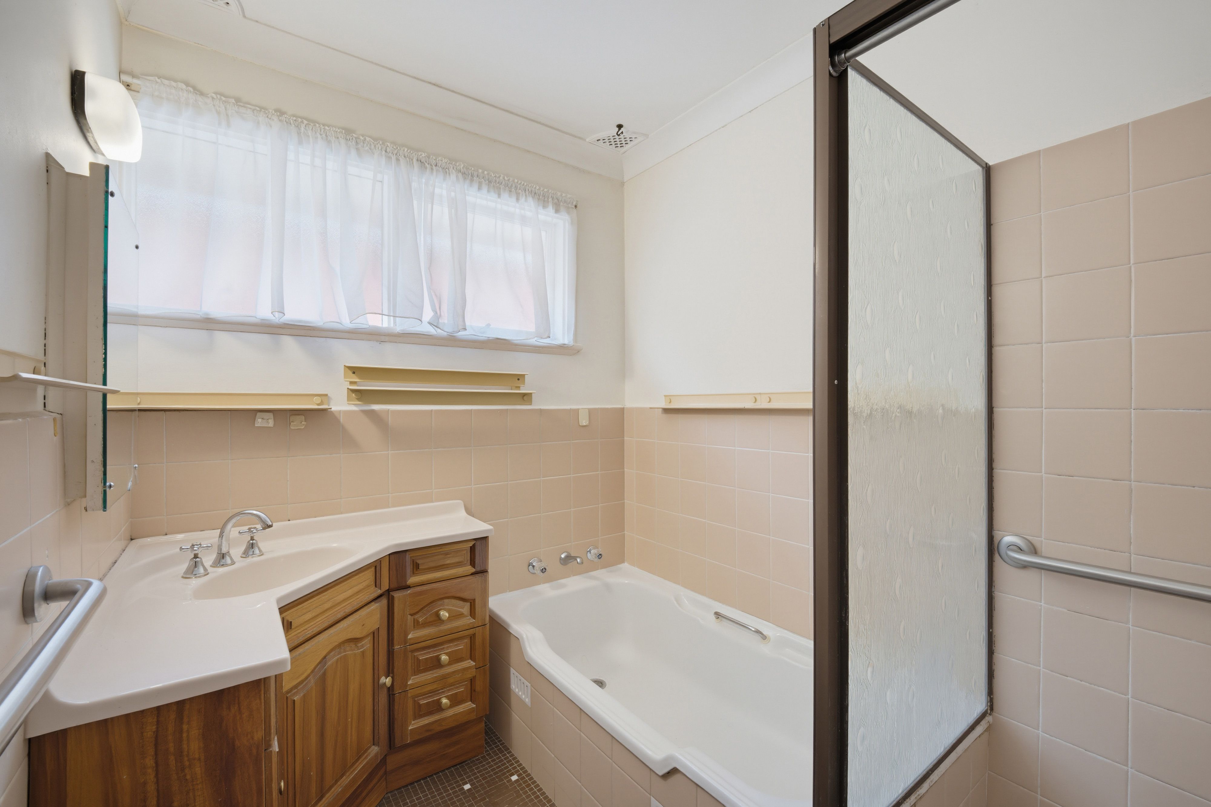15 Crucie Avenue — photo 8 of 11