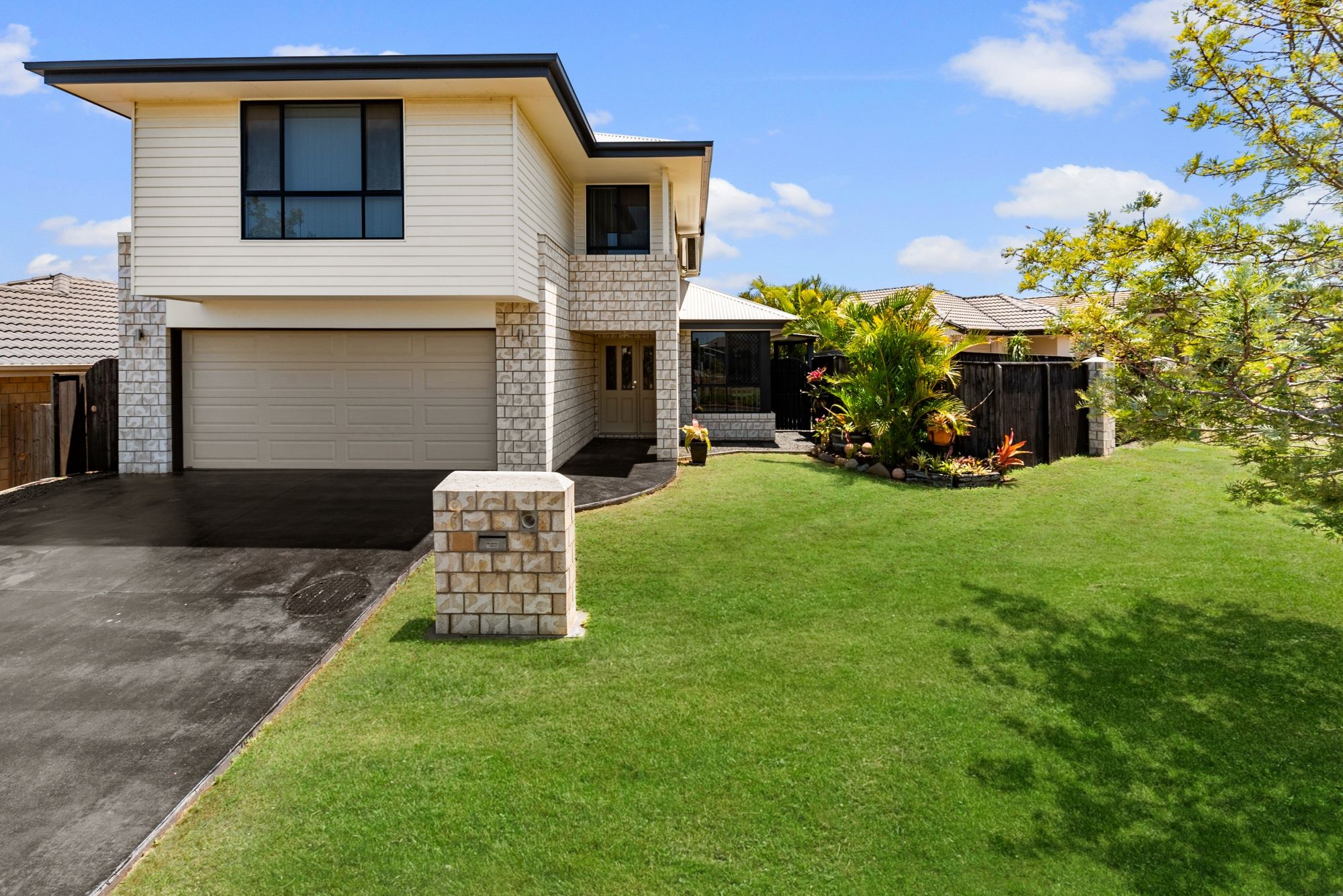 9 Madison Avenue, North Lakes, QLD 4509