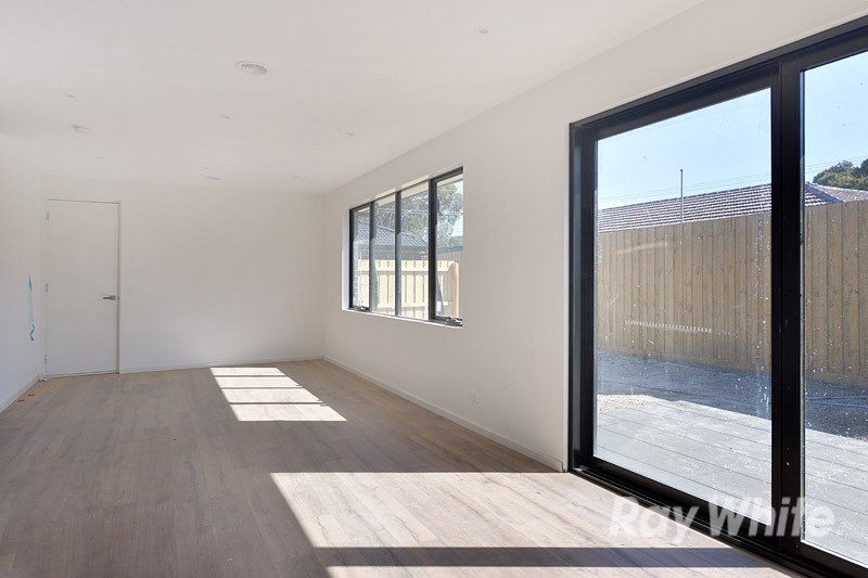 2/14 Anne Road, Knoxfield, VIC 3180
