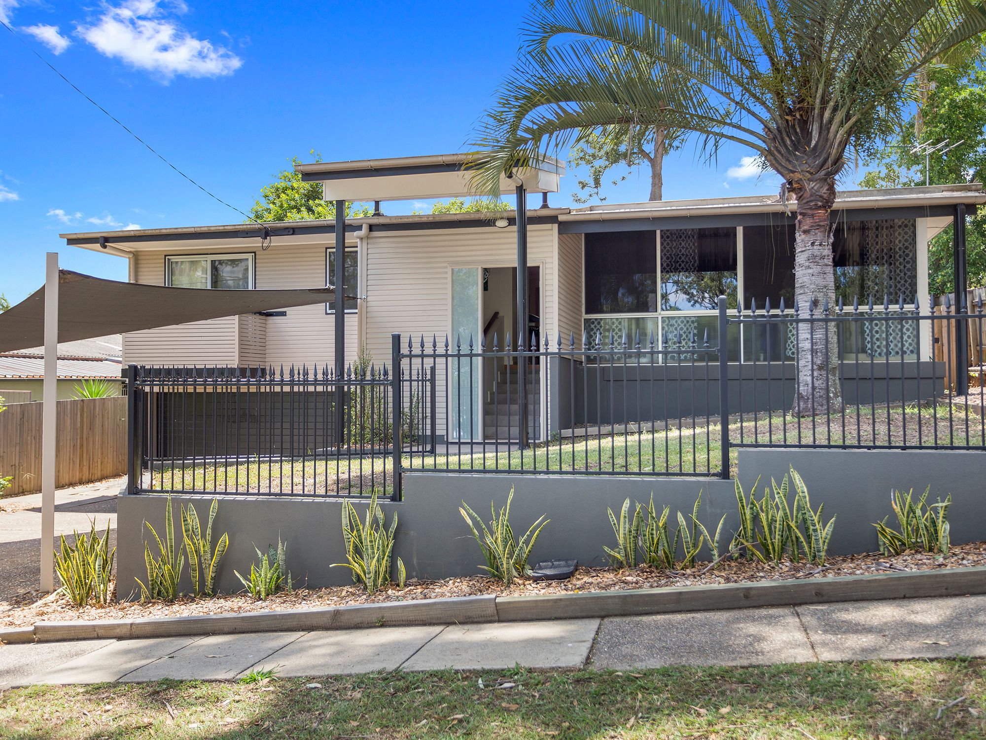 146 Bapaume Road, Holland Park West, QLD 4121