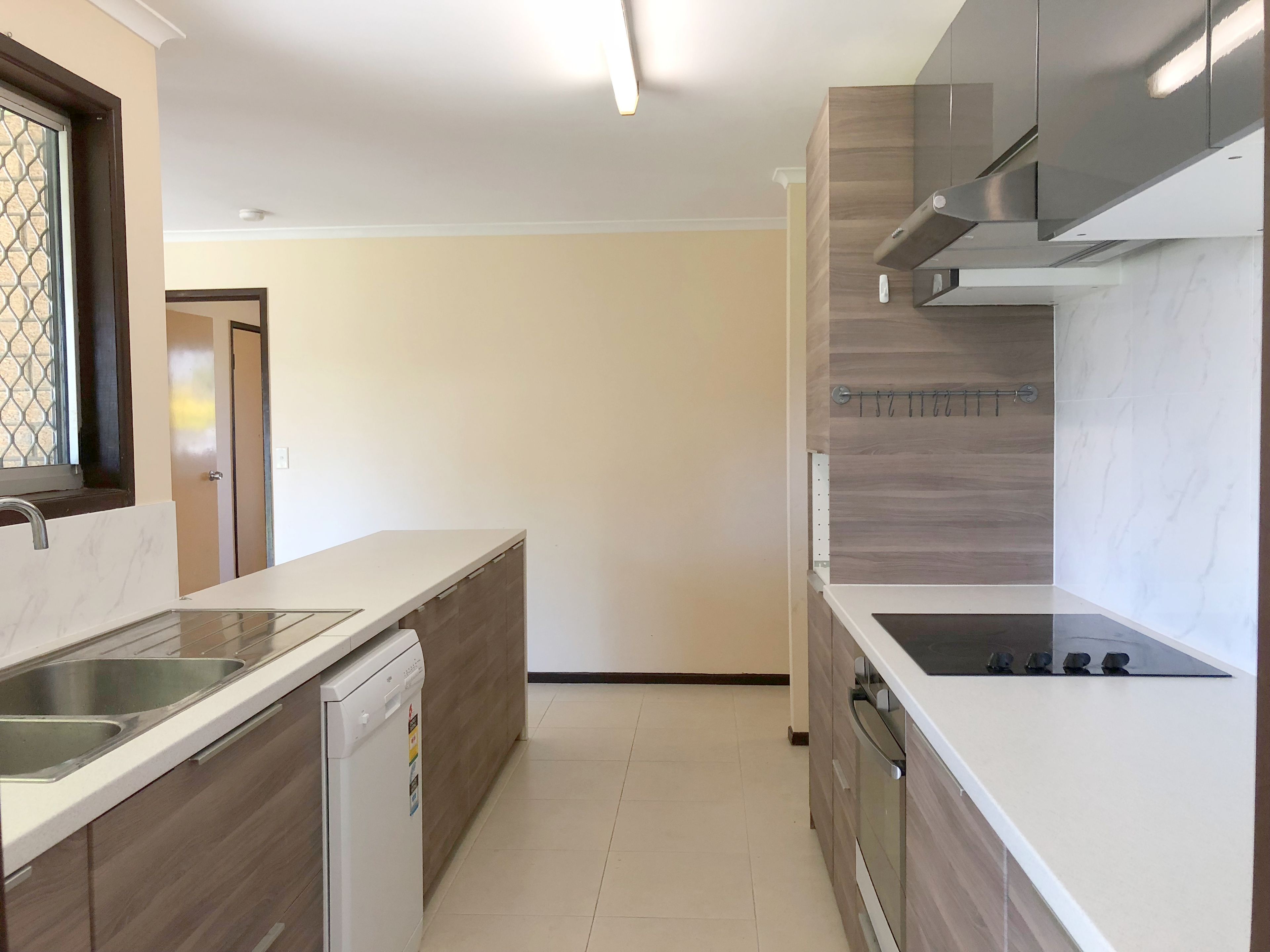3 Muirfield Street, Macgregor, QLD 4109