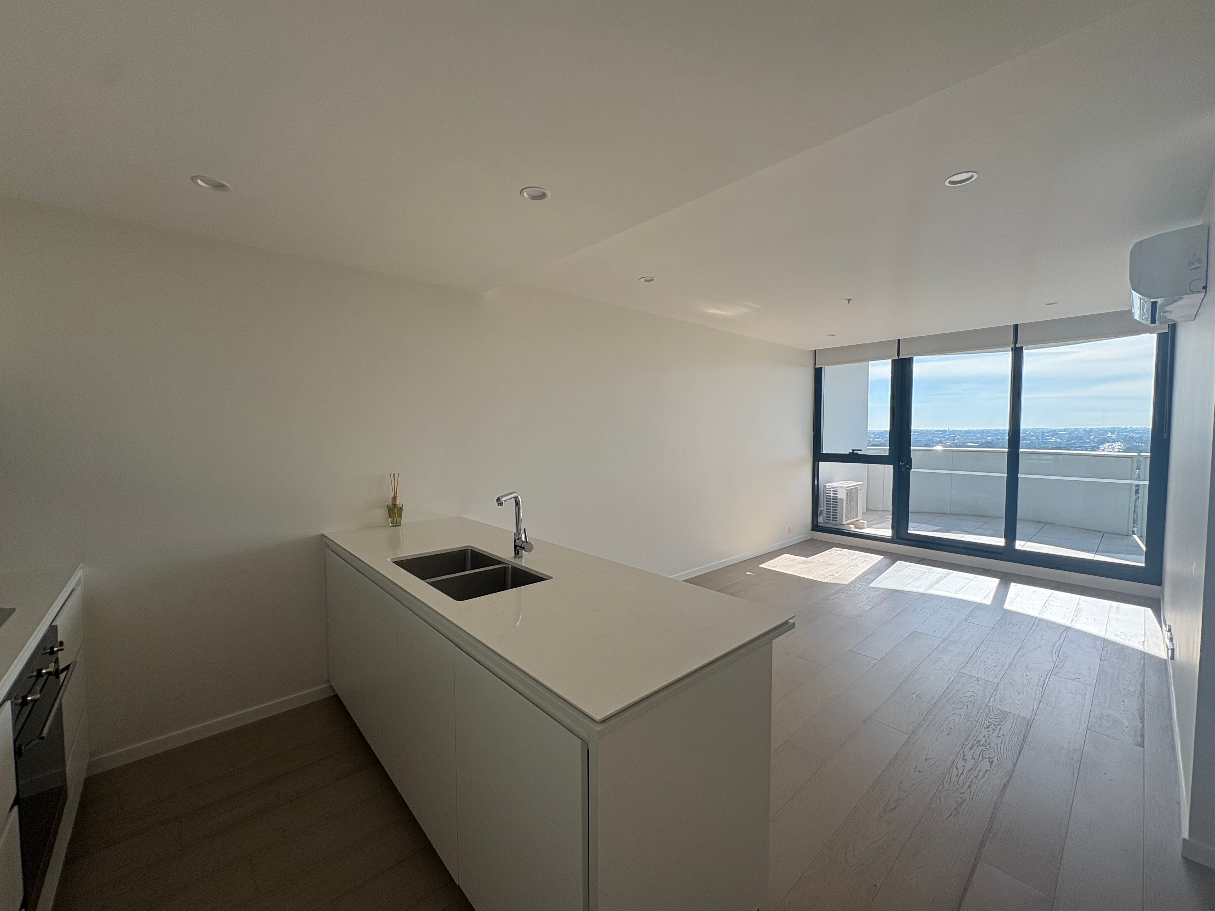 608/2 Dalgety Street, Oakleigh, VIC 3166