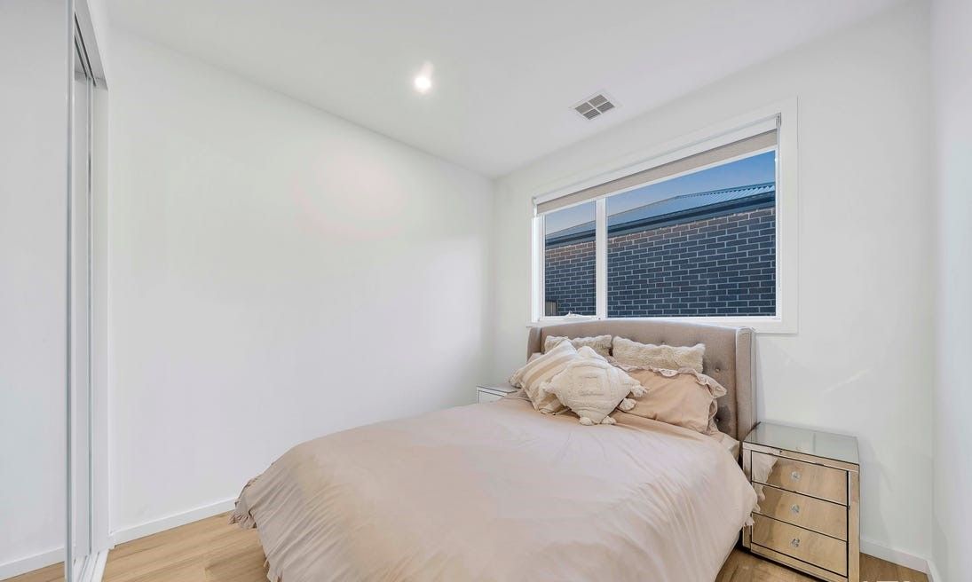 111 Daybreak Vista — photo 19 of 25