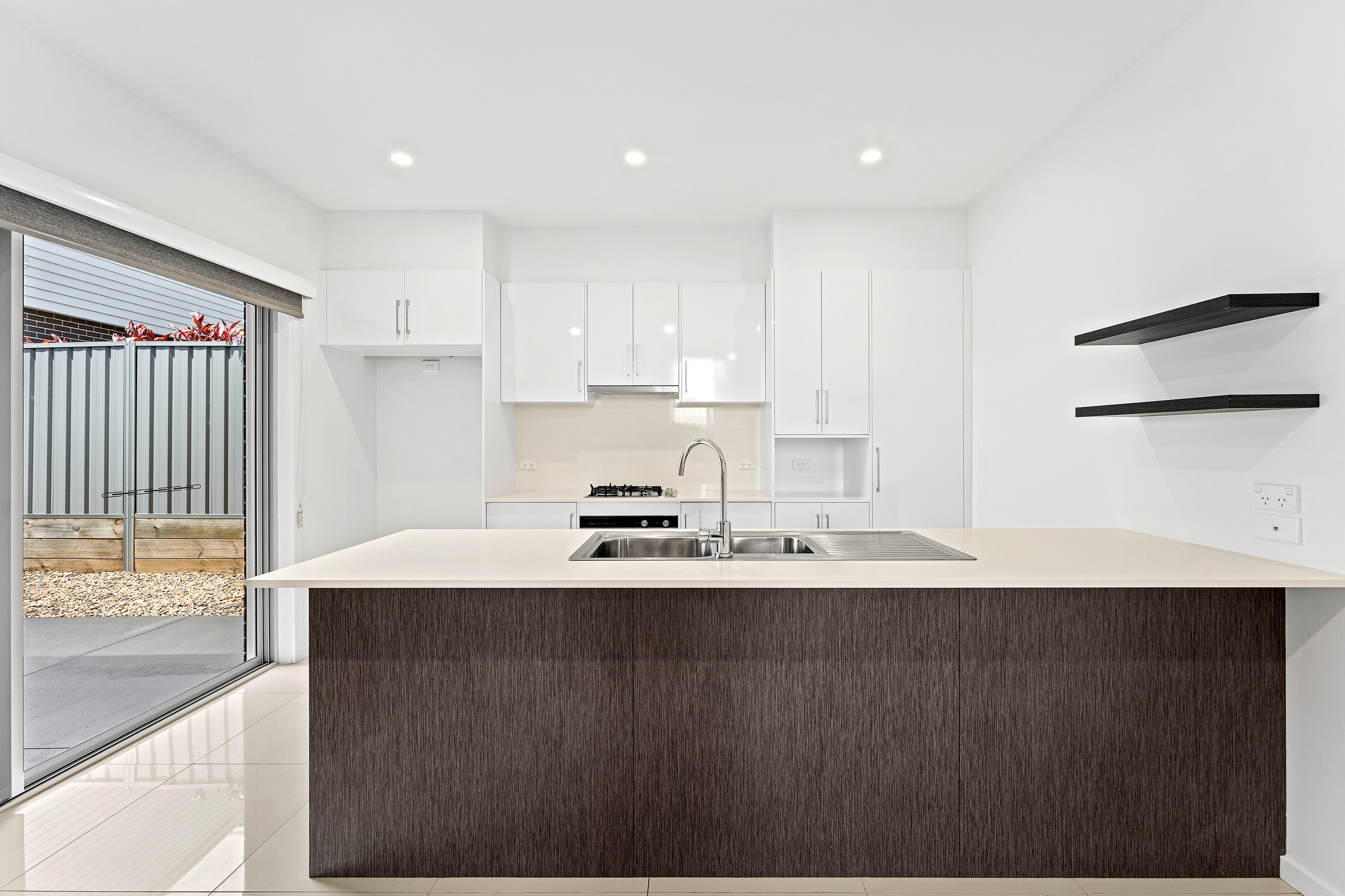 15 Glades Parkway, Shell Cove, NSW 2529