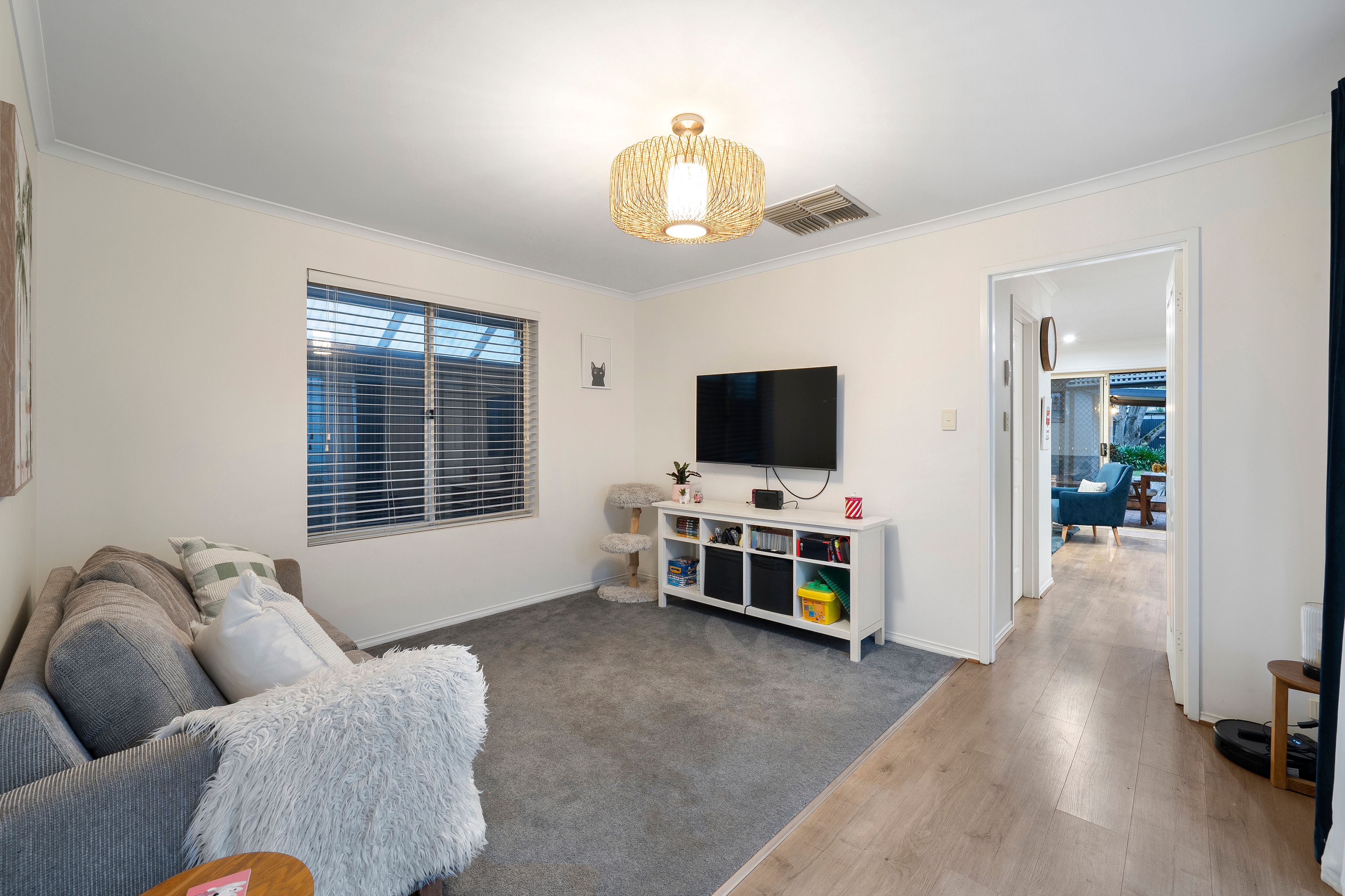 1/2 Leron Avenue — photo 4 of 20