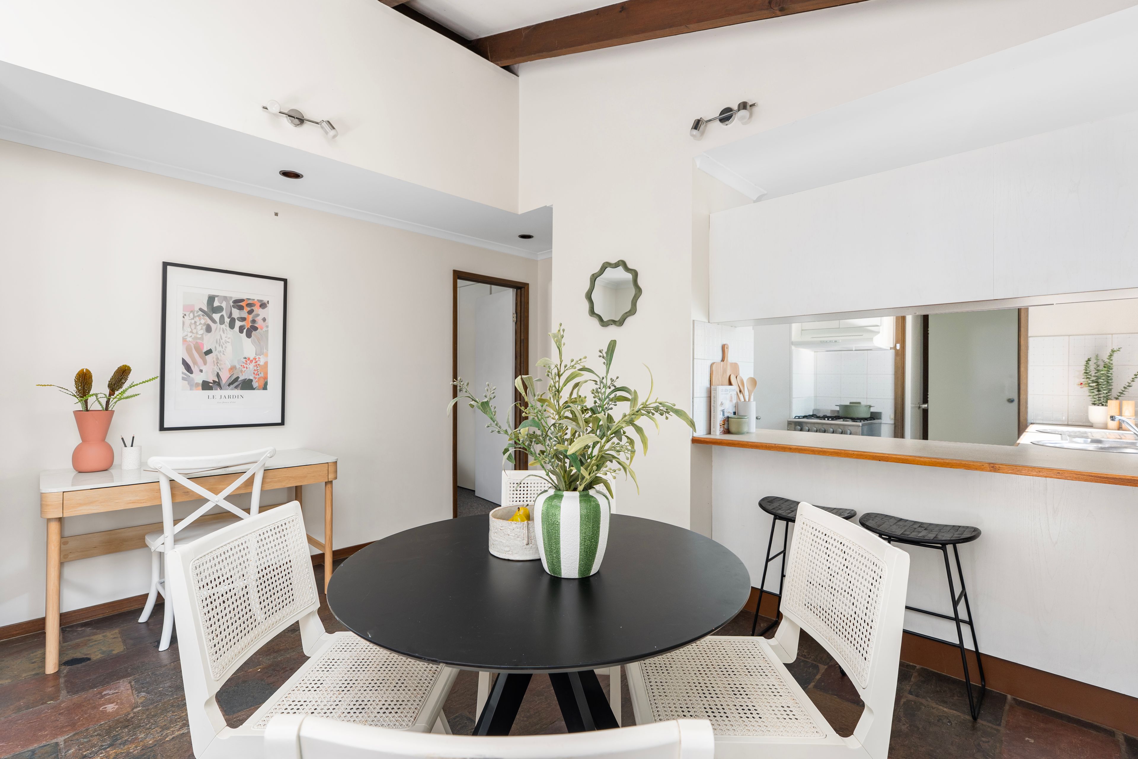 2/643 Keene Street — photo 12 of 20