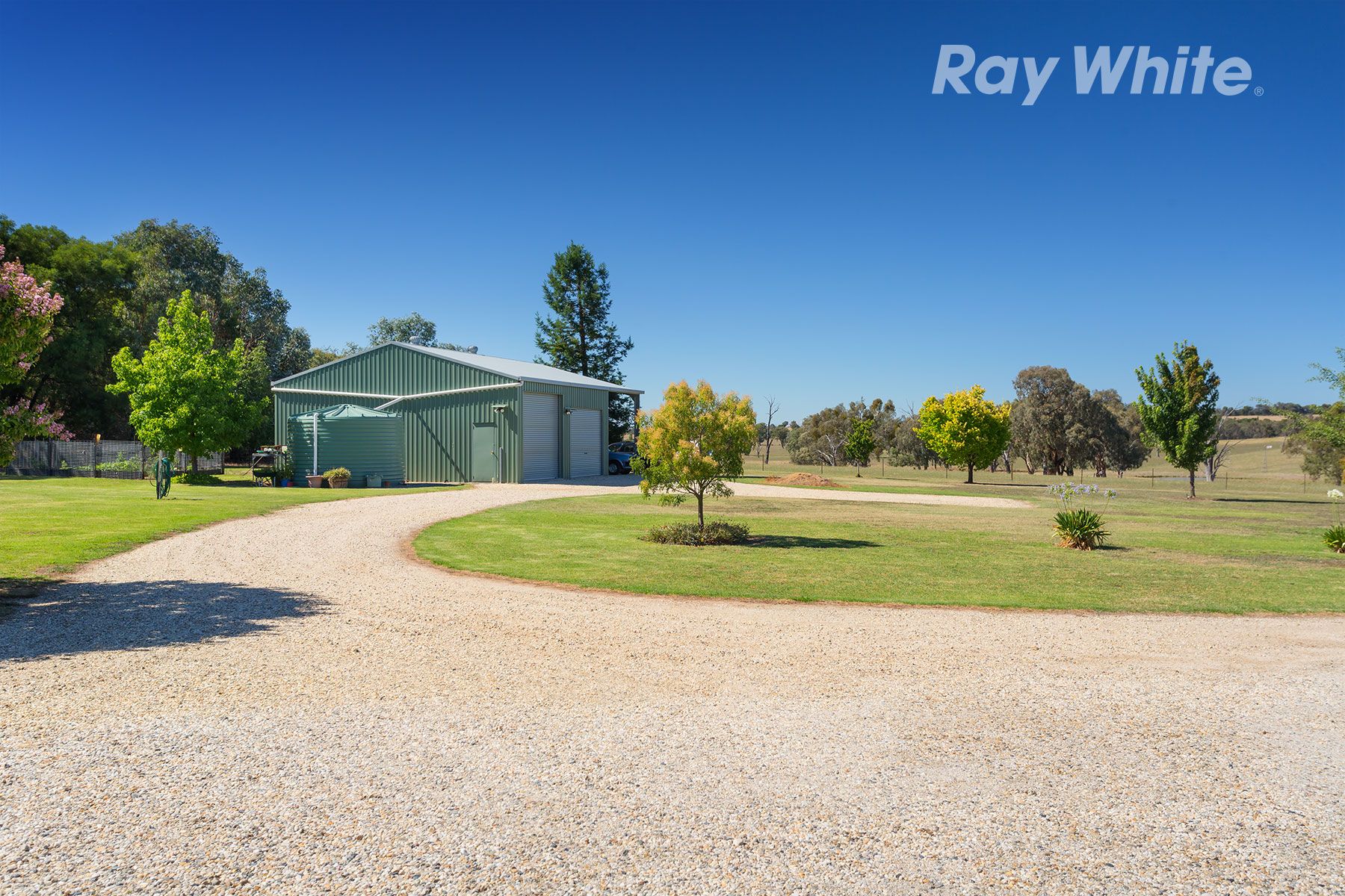 389 Burma Road, Table Top, NSW 2640