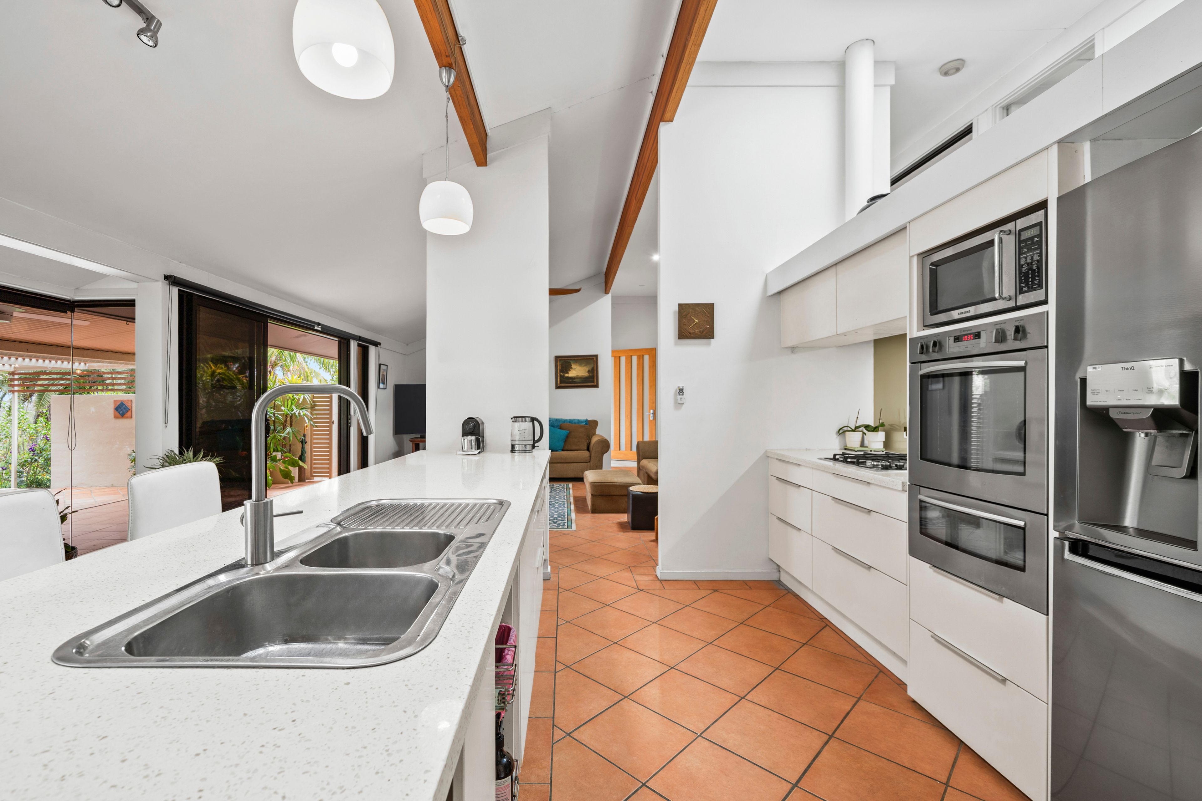 41 Helensvale Road — photo 14 of 30