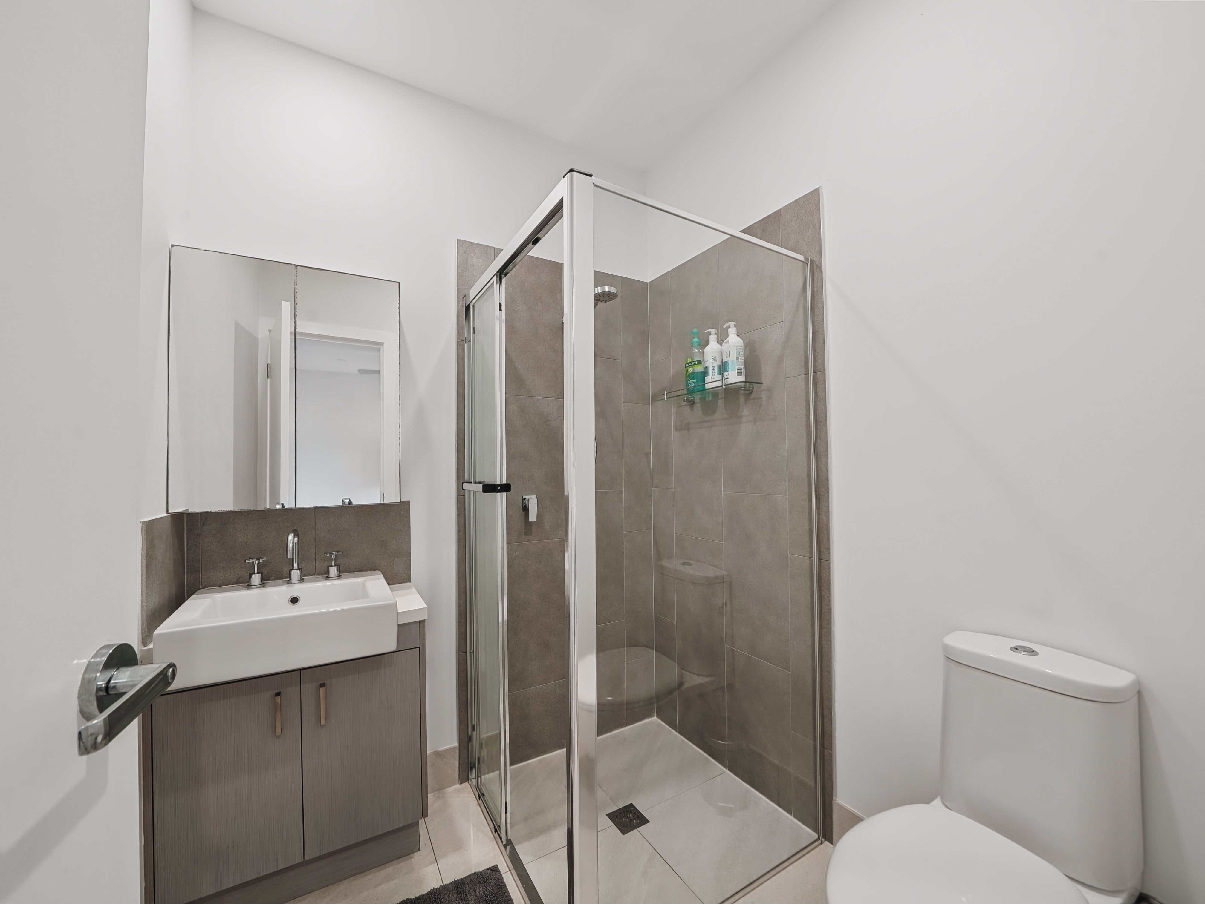 5/4 Albert Street — photo 9 of 20